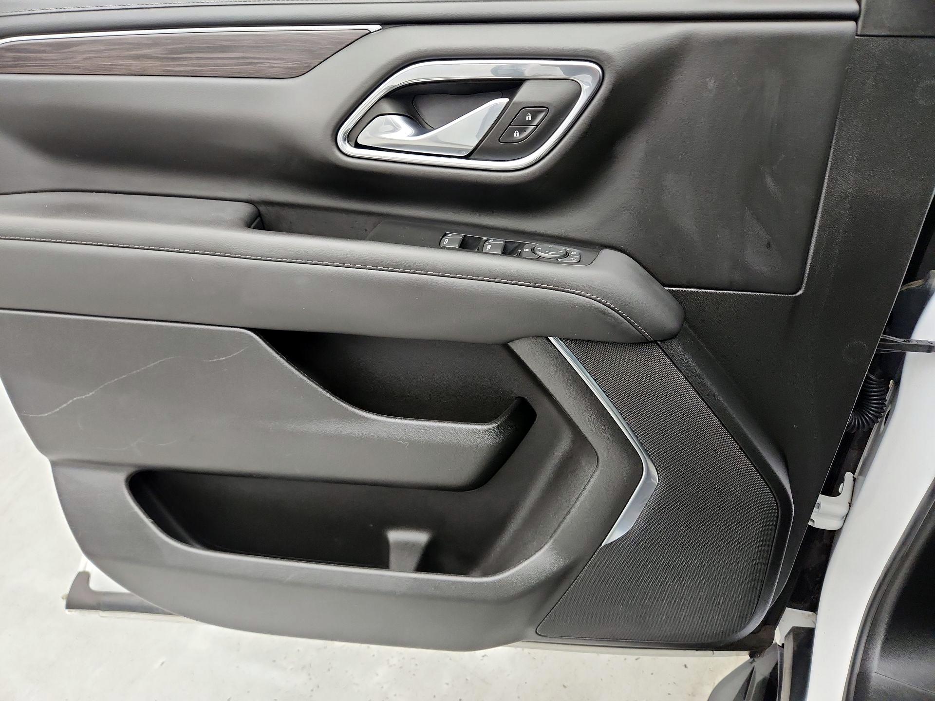 Thumbnail: 2023 Chevrolet Tahoe - 12