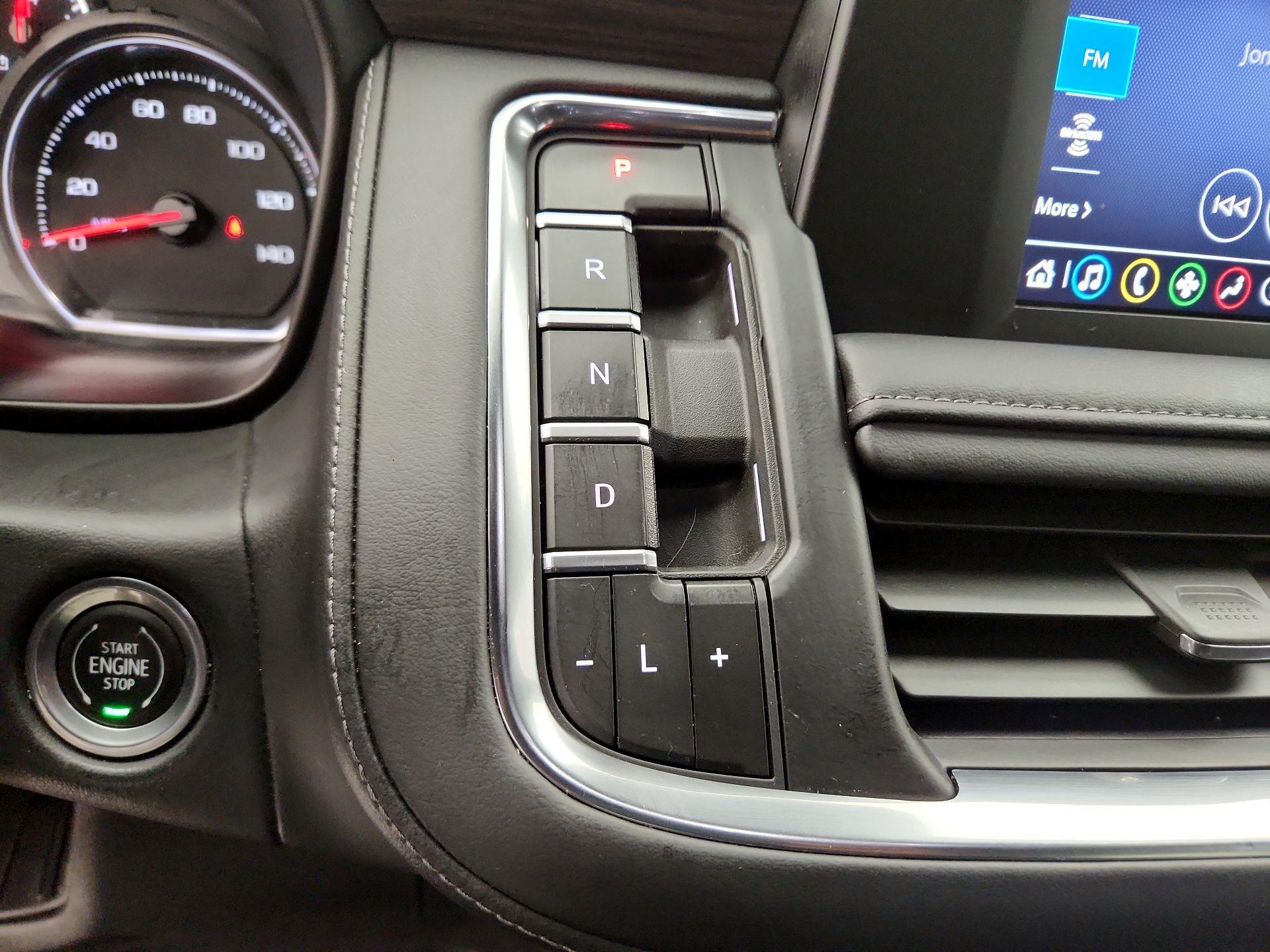 Thumbnail: 2023 Chevrolet Tahoe - 17