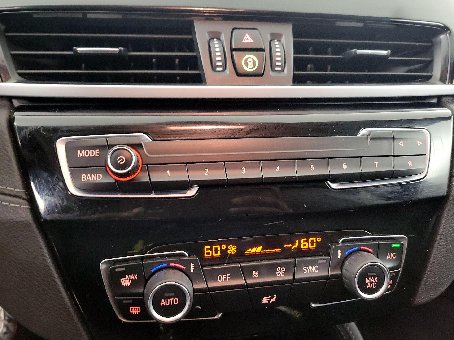 Thumbnail: 2021 BMW X1 - 17