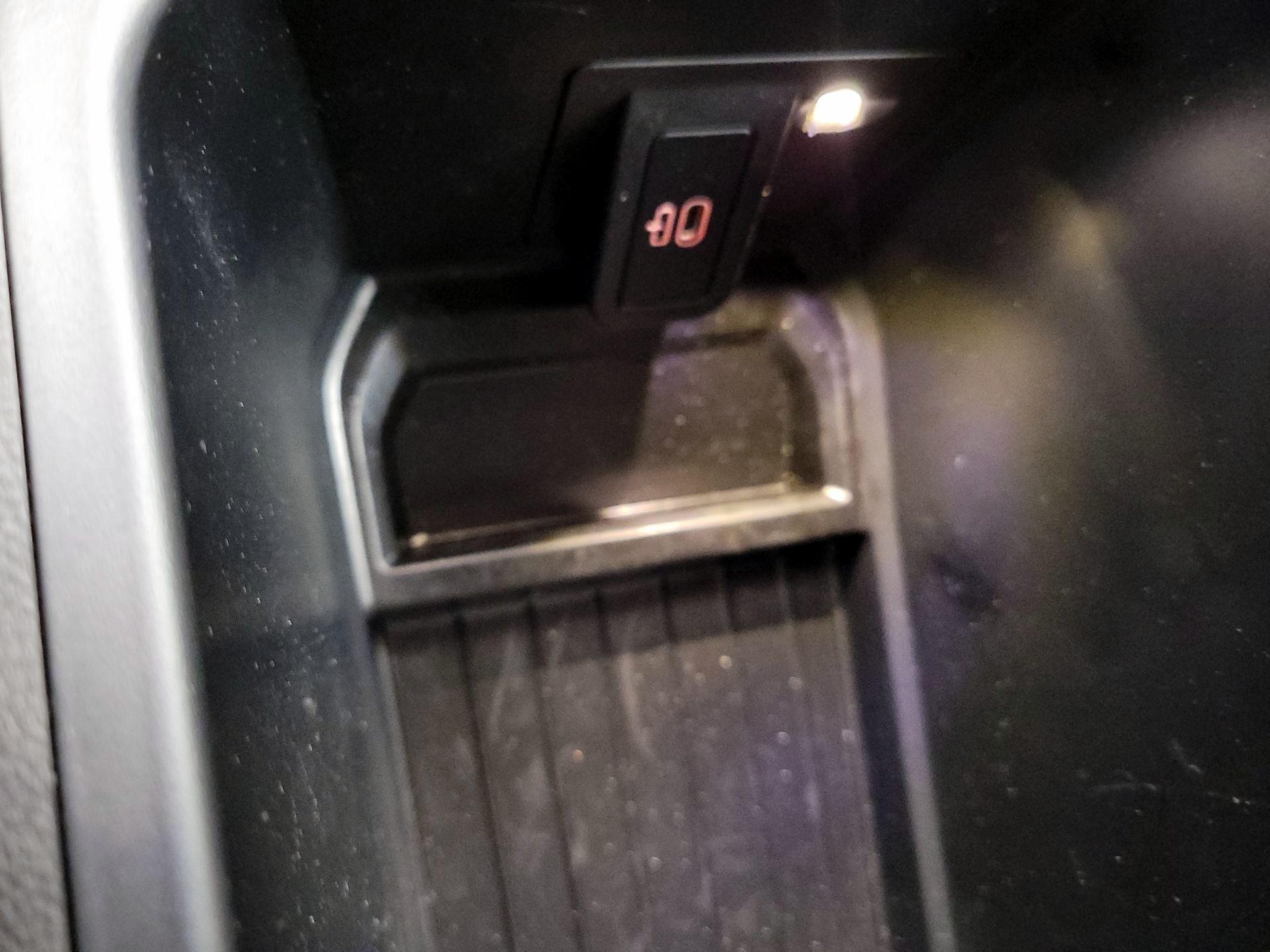 Thumbnail: 2024 BMW X3 - 19