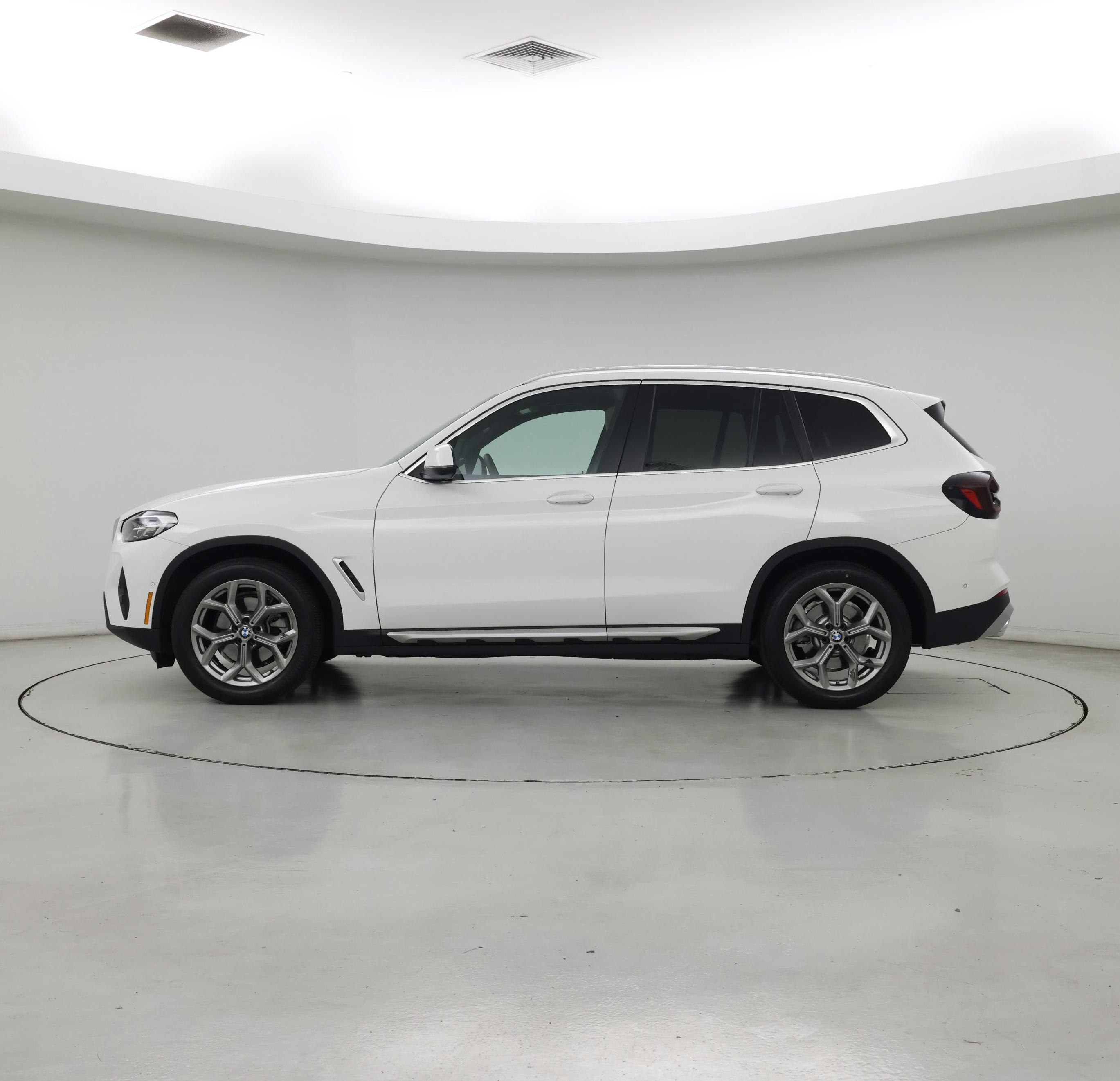Thumbnail: 2024 BMW X3 - 3
