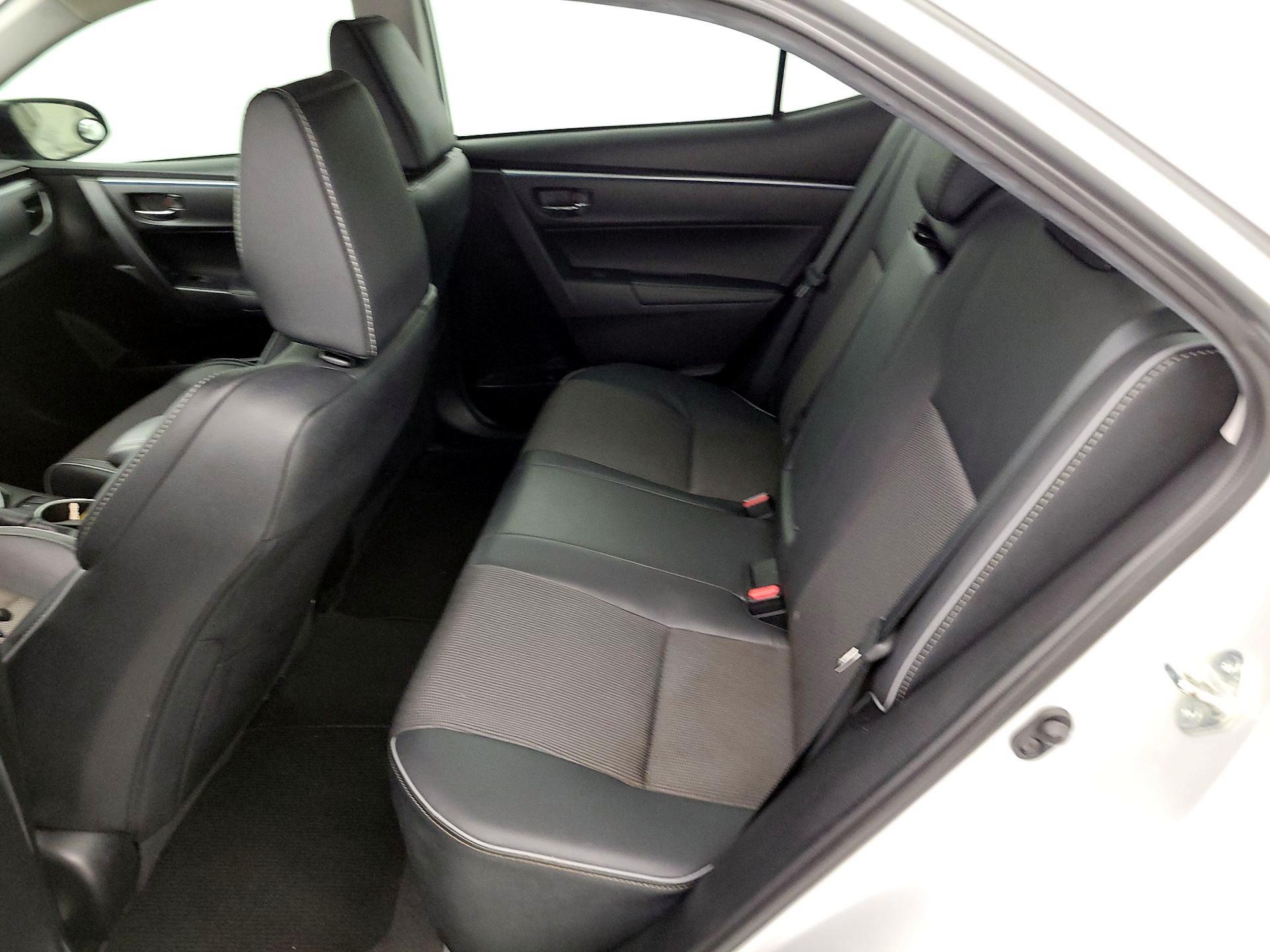 Thumbnail: 2016 Toyota Corolla - 19