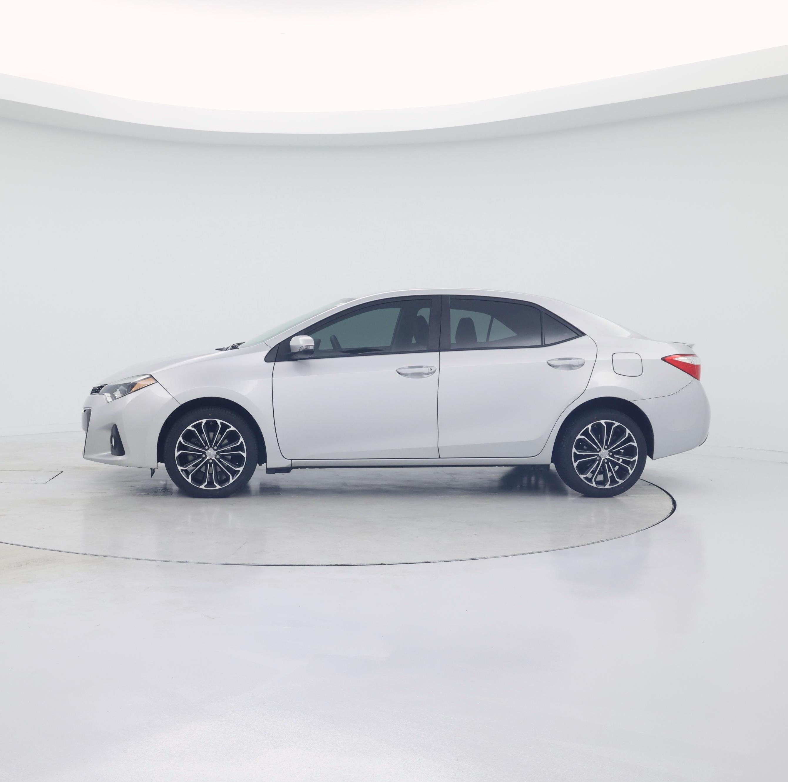 Thumbnail: 2016 Toyota Corolla - 3