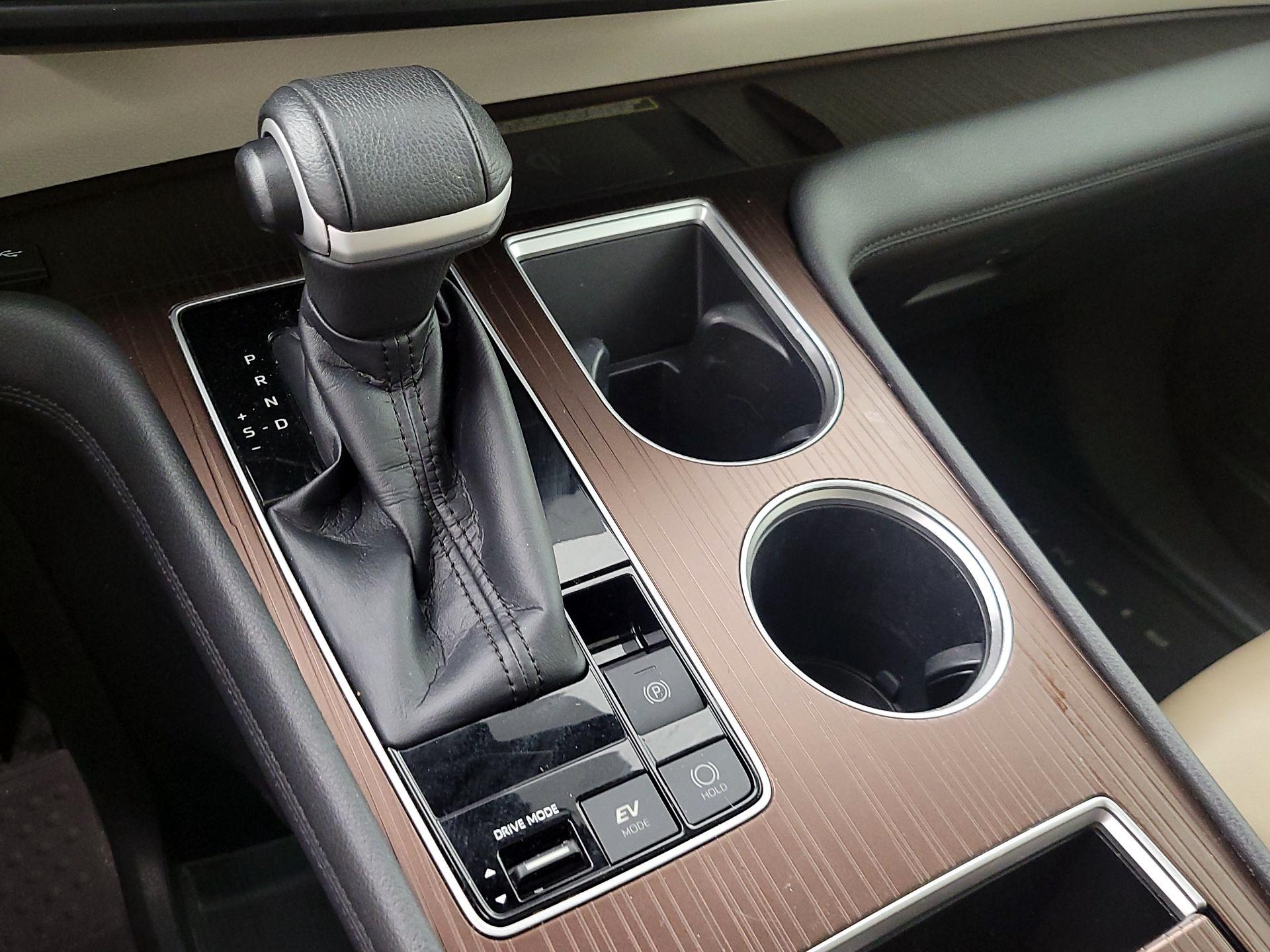 Thumbnail: 2021 Toyota Sienna - 18