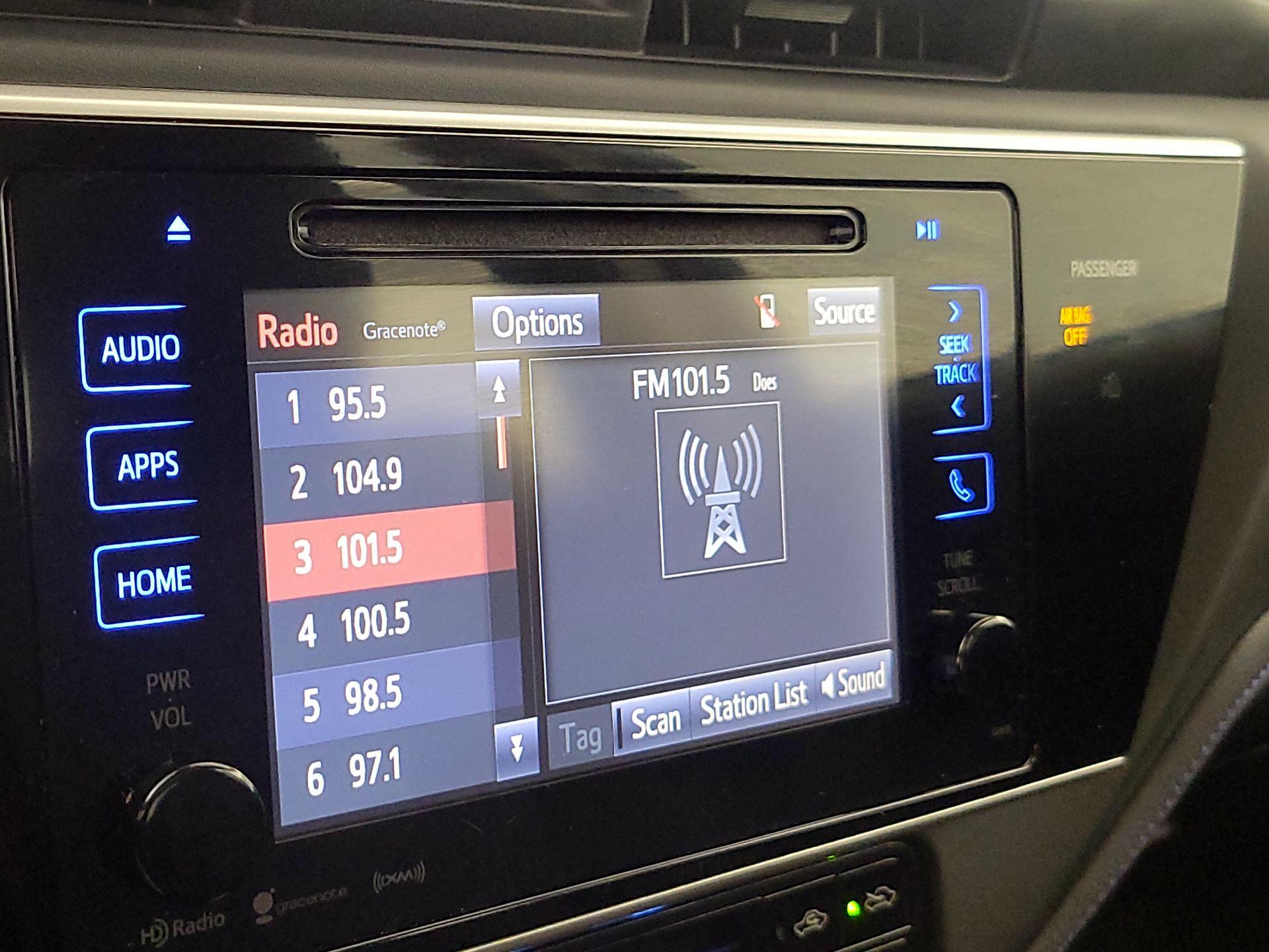 Thumbnail: 2017 Toyota Corolla - 15