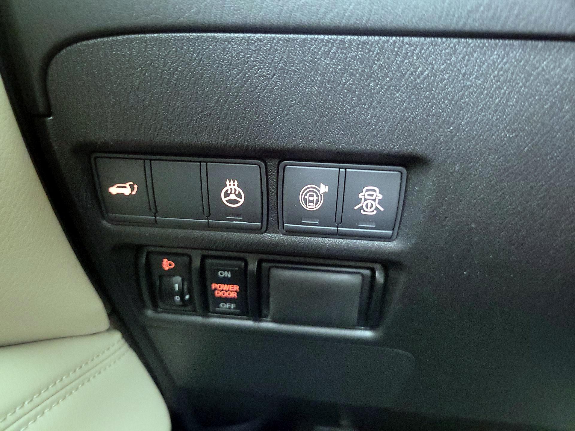 Thumbnail: 2019 Nissan Armada - 13
