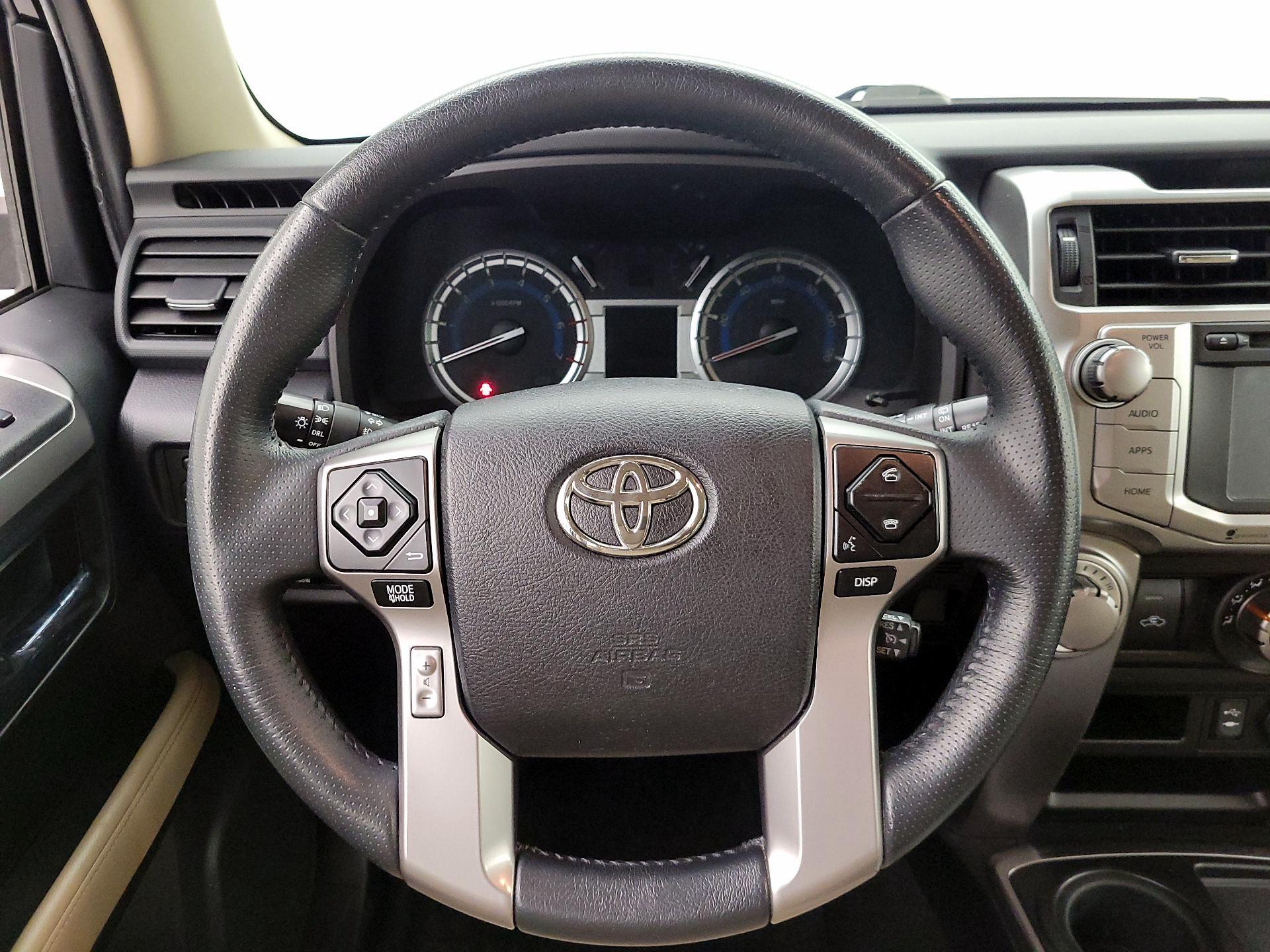 Thumbnail: 2015 Toyota 4Runner - 10