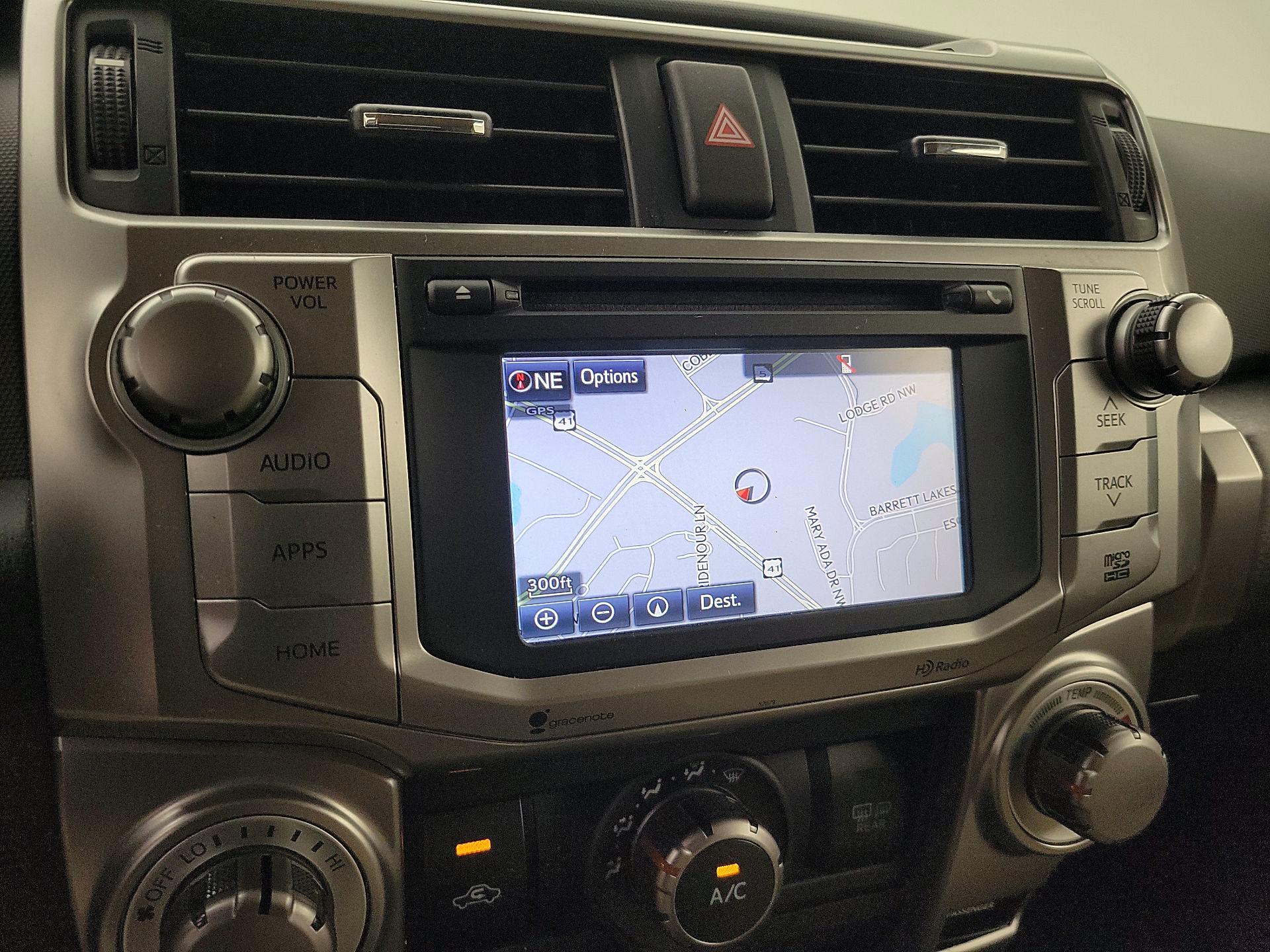 Thumbnail: 2015 Toyota 4Runner - 14
