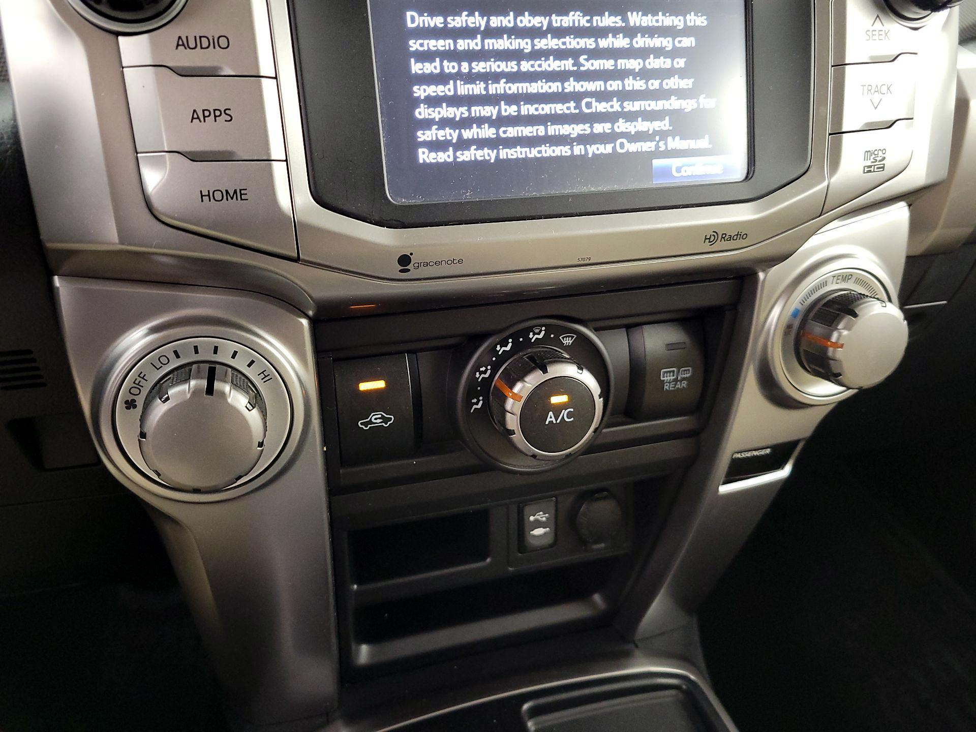 Thumbnail: 2015 Toyota 4Runner - 17