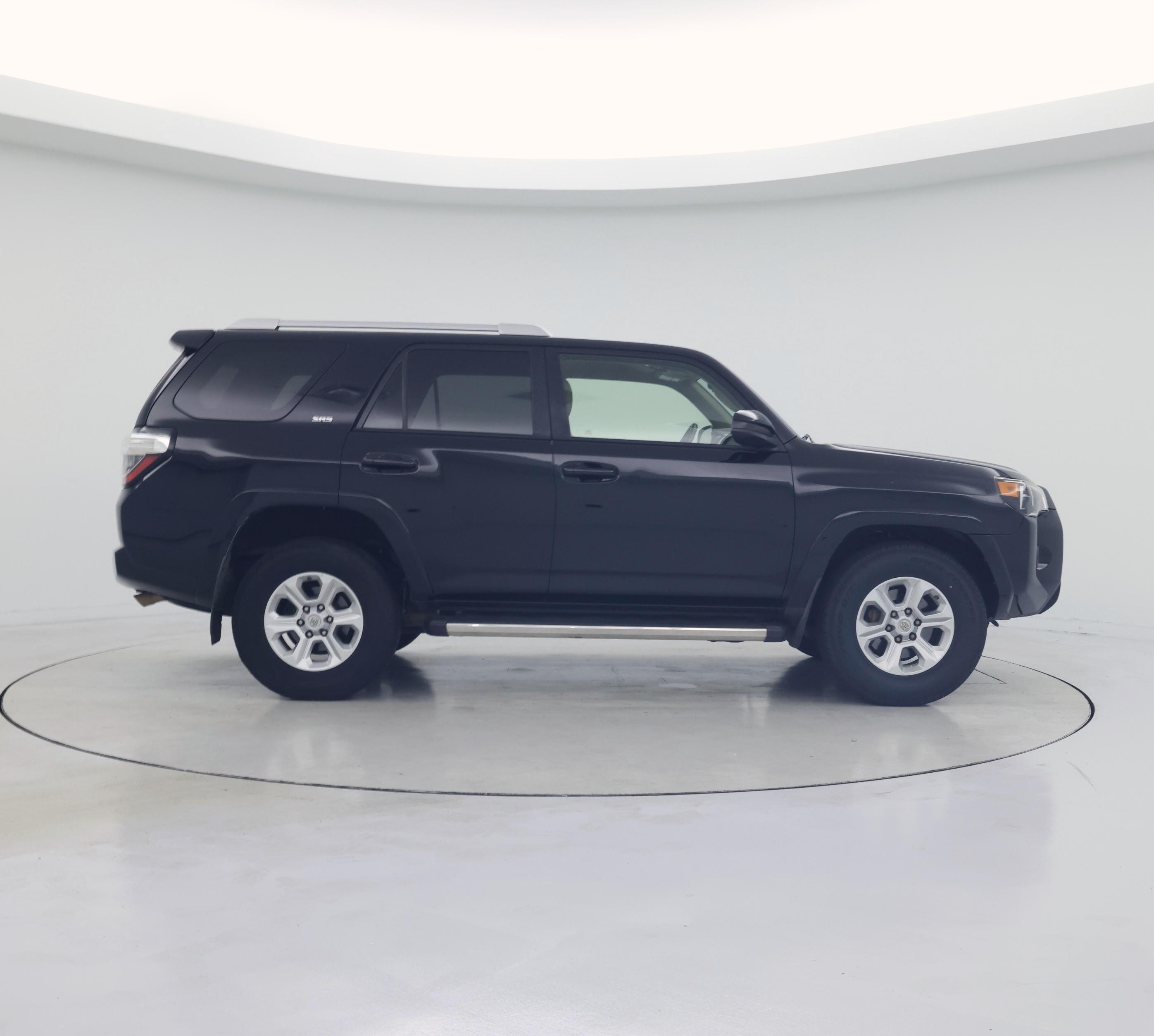 Thumbnail: 2015 Toyota 4Runner - 7
