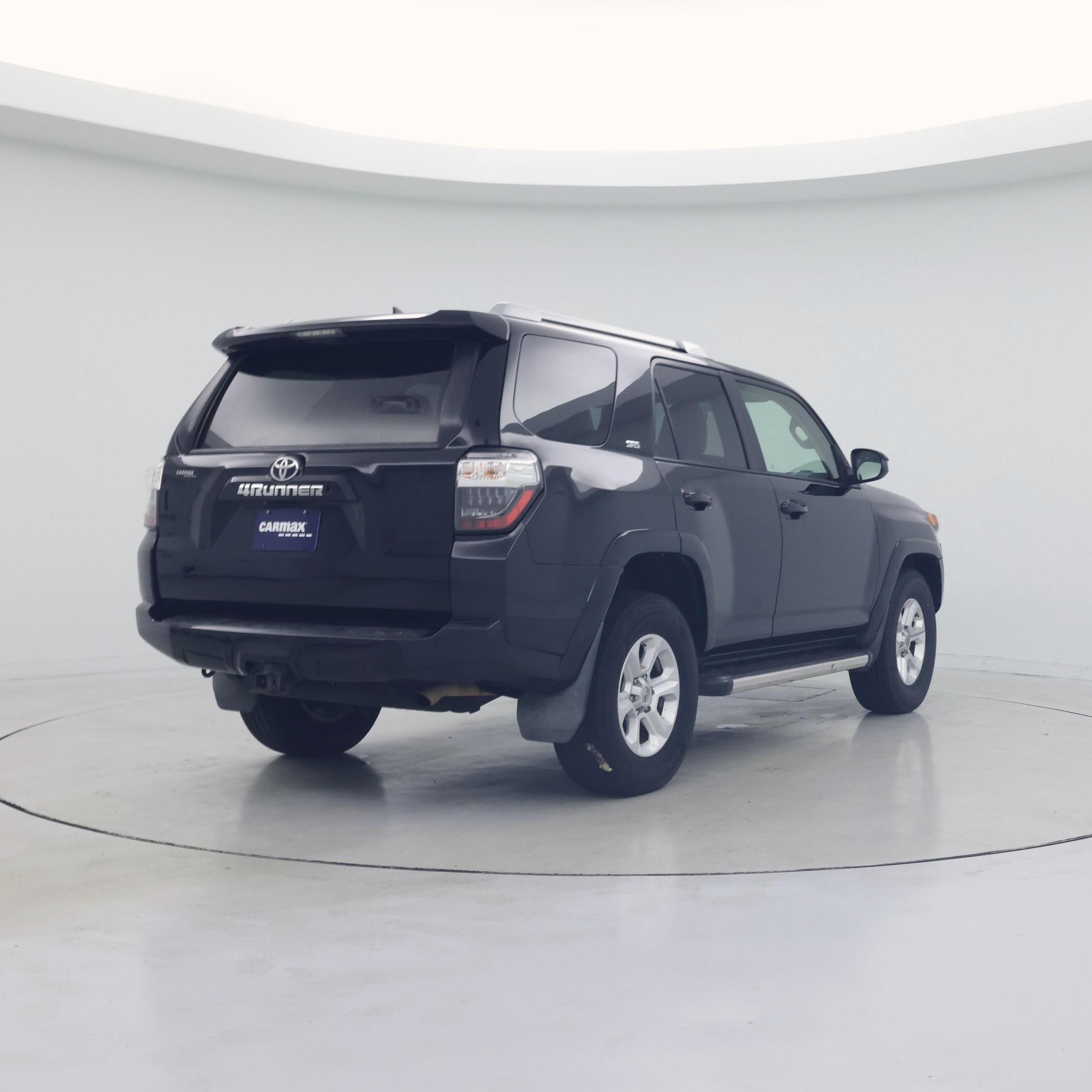 Thumbnail: 2015 Toyota 4Runner - 8