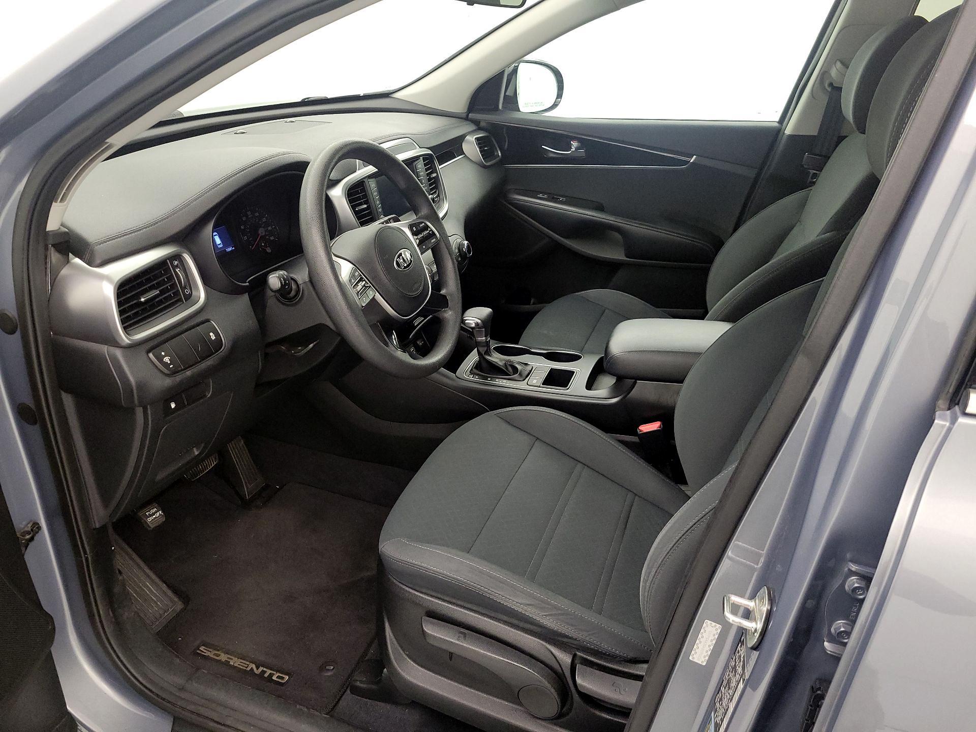 Thumbnail: 2019 Kia Sorento - 11