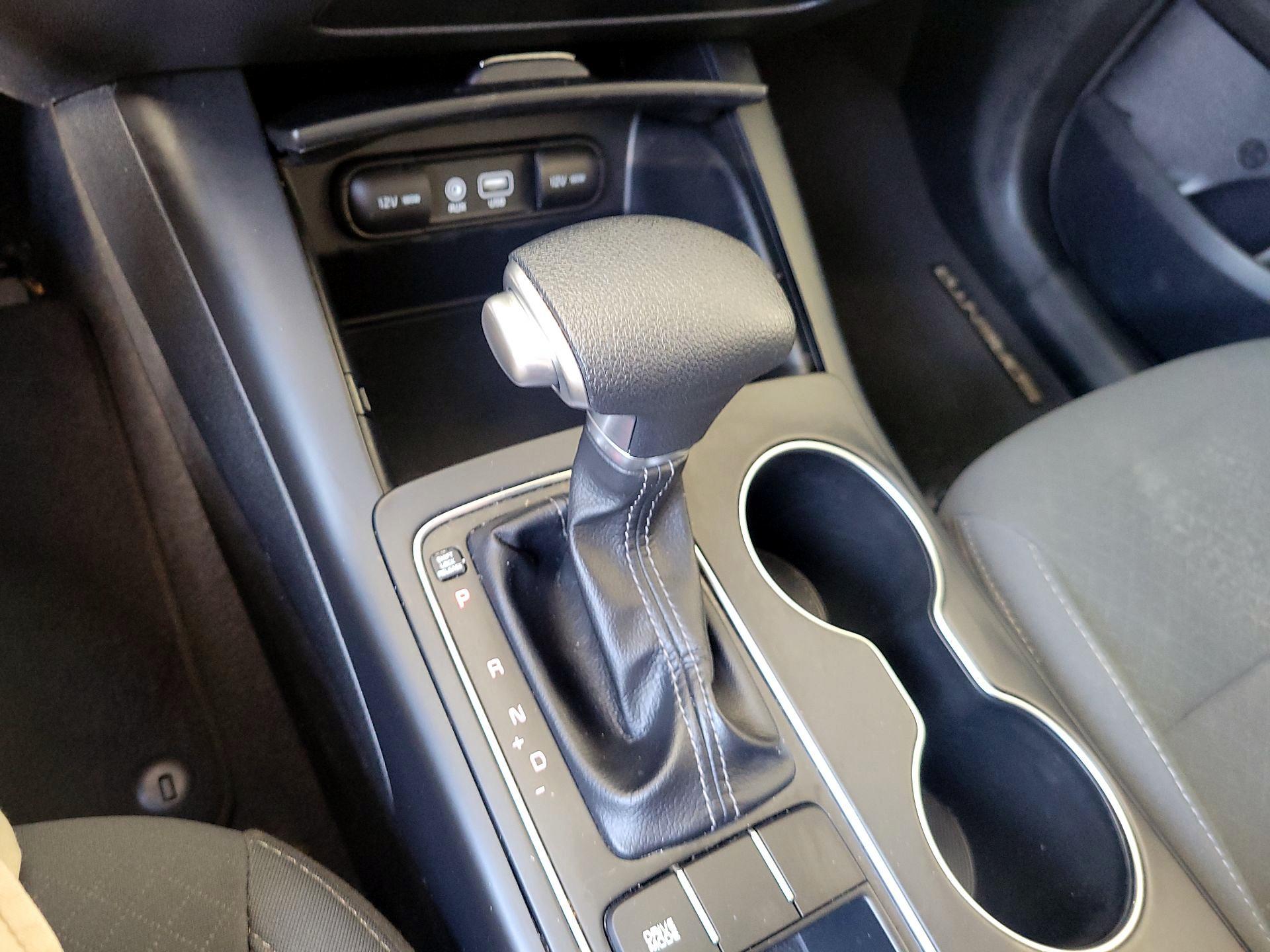 Thumbnail: 2019 Kia Sorento - 17