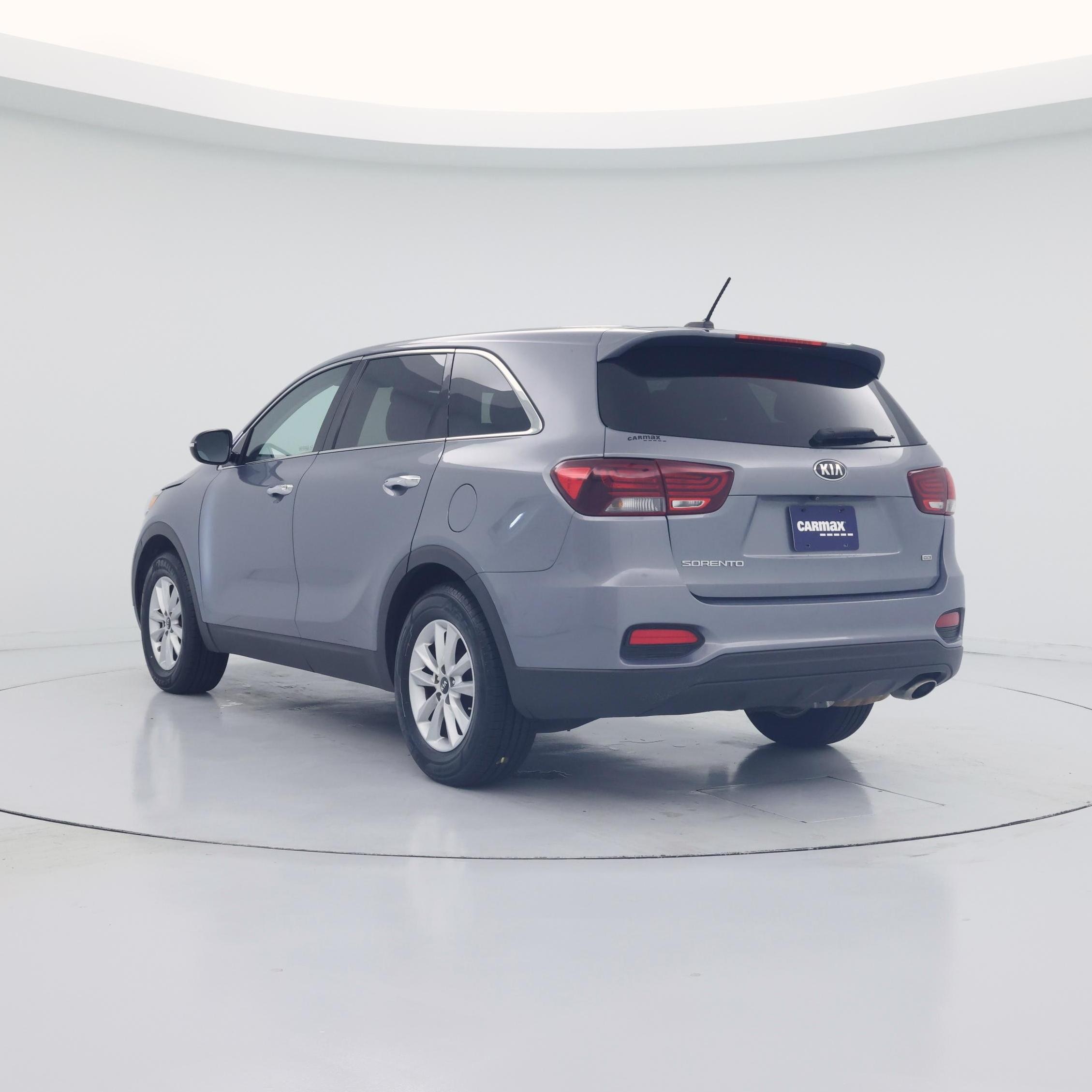 Thumbnail: 2019 Kia Sorento - 2