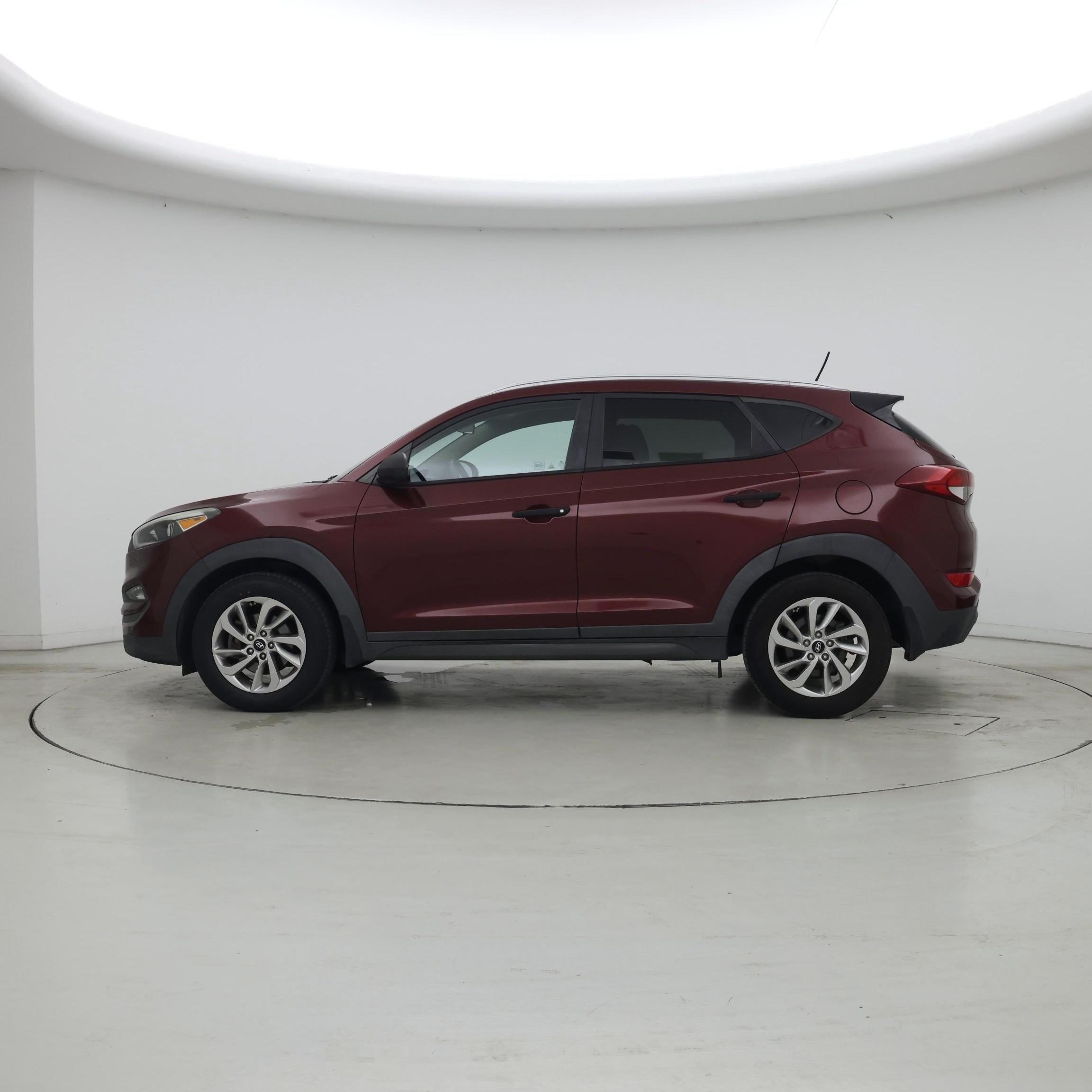 Thumbnail: 2016 Hyundai Tucson - 3