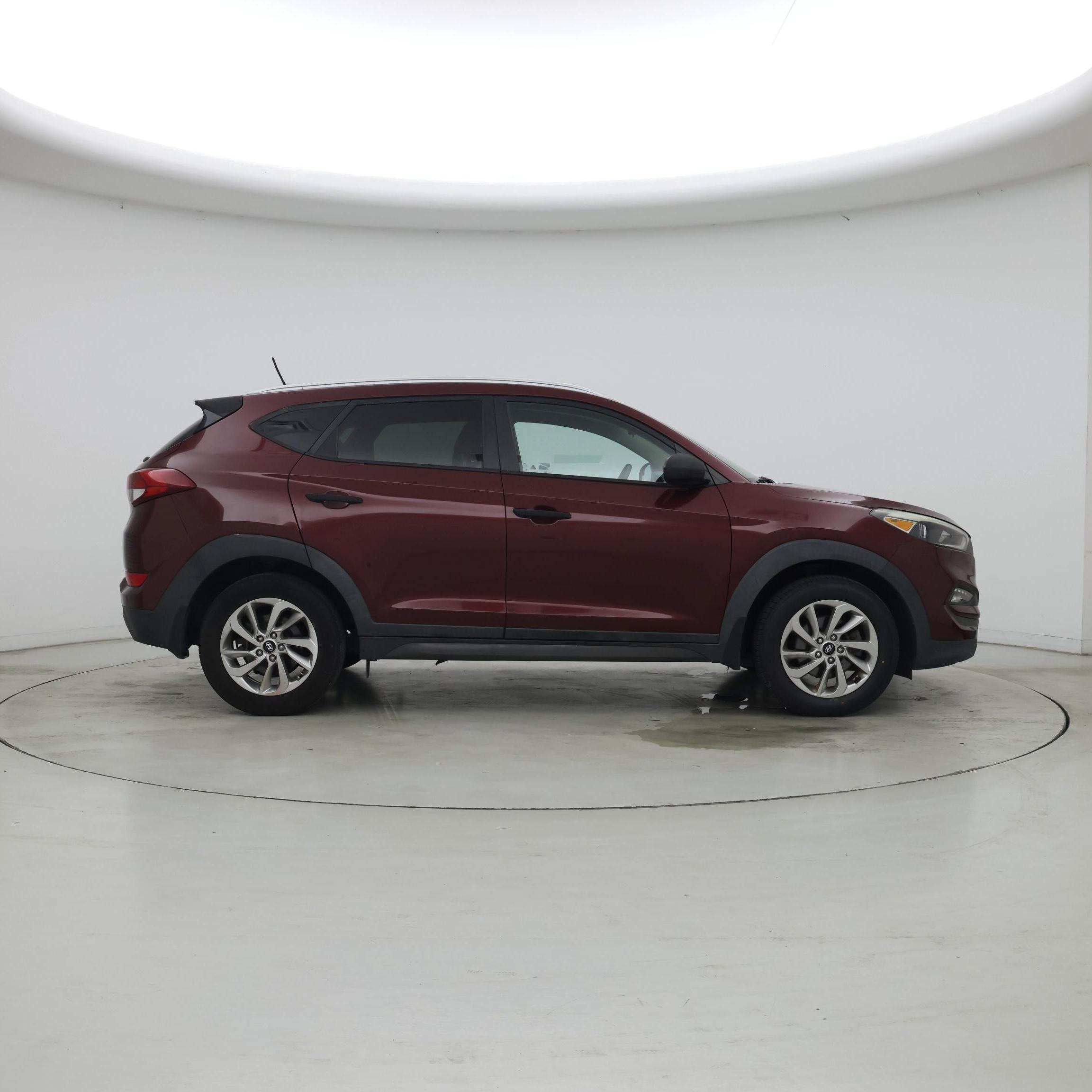 Thumbnail: 2016 Hyundai Tucson - 7