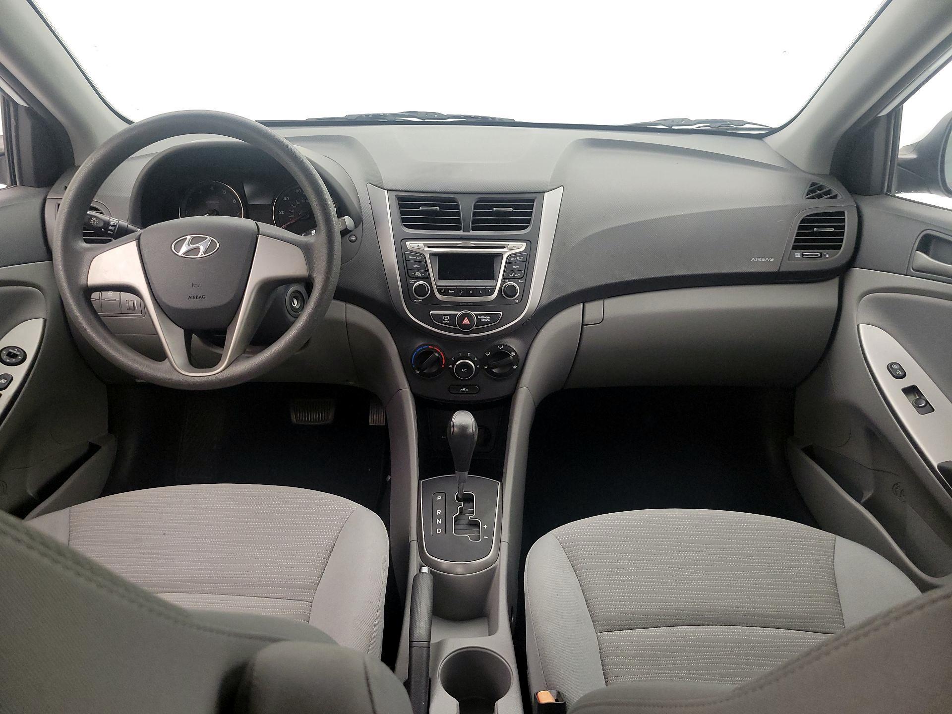 Thumbnail: 2016 Hyundai Accent - 9