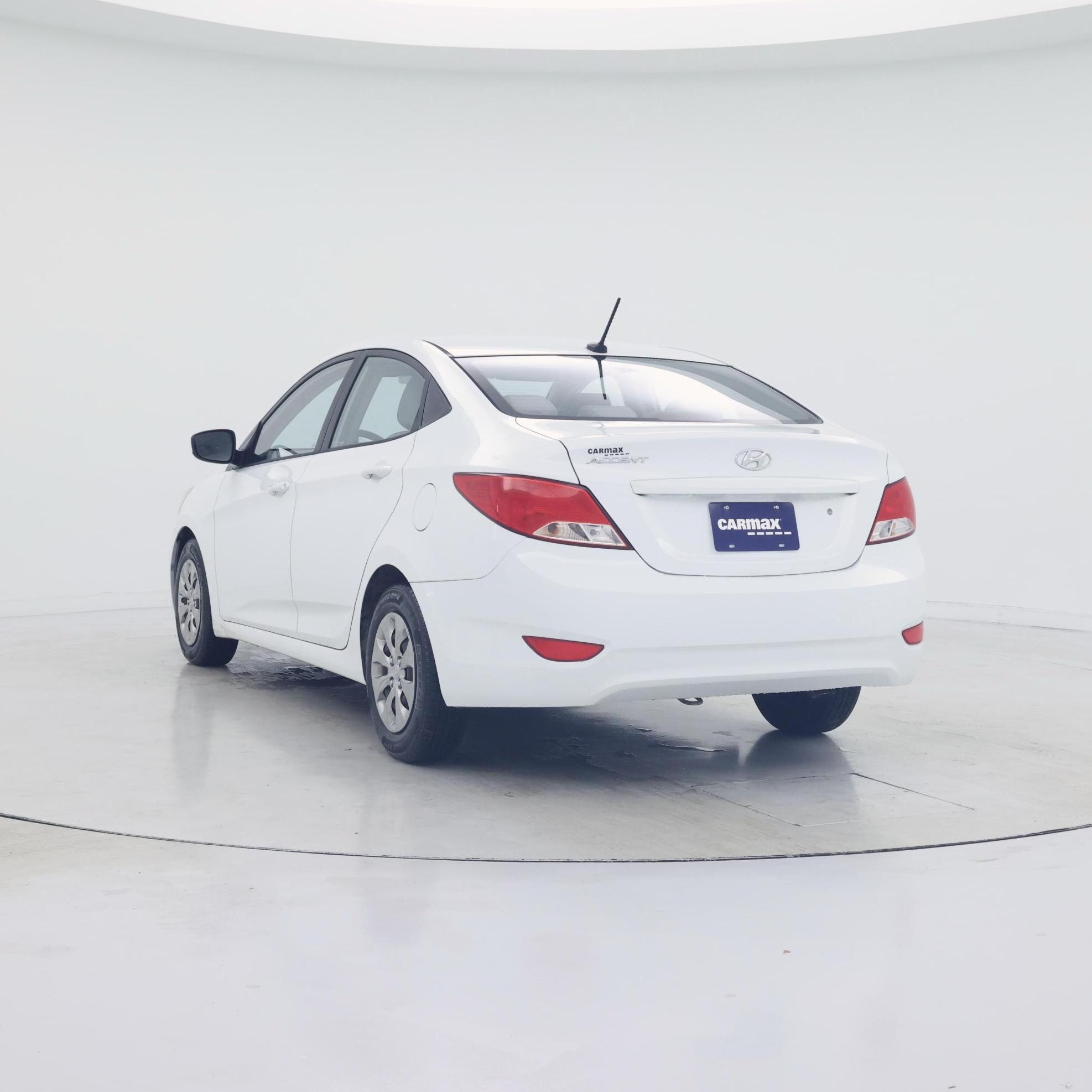 Thumbnail: 2016 Hyundai Accent - 2