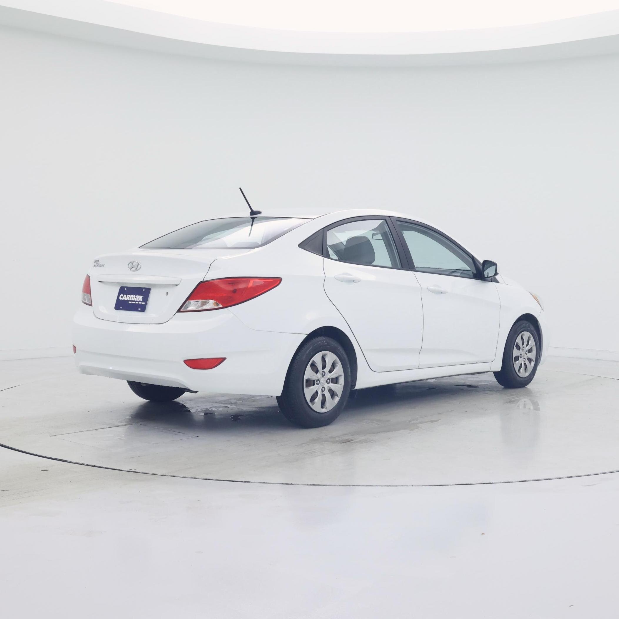 Thumbnail: 2016 Hyundai Accent - 8