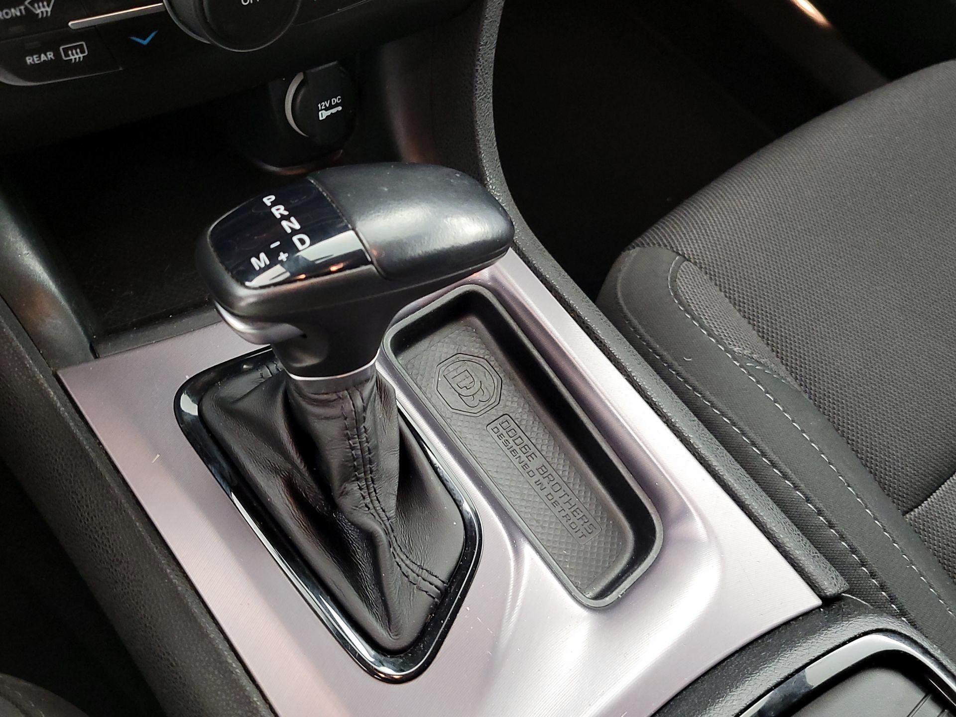 Thumbnail: 2019 Dodge Charger - 17