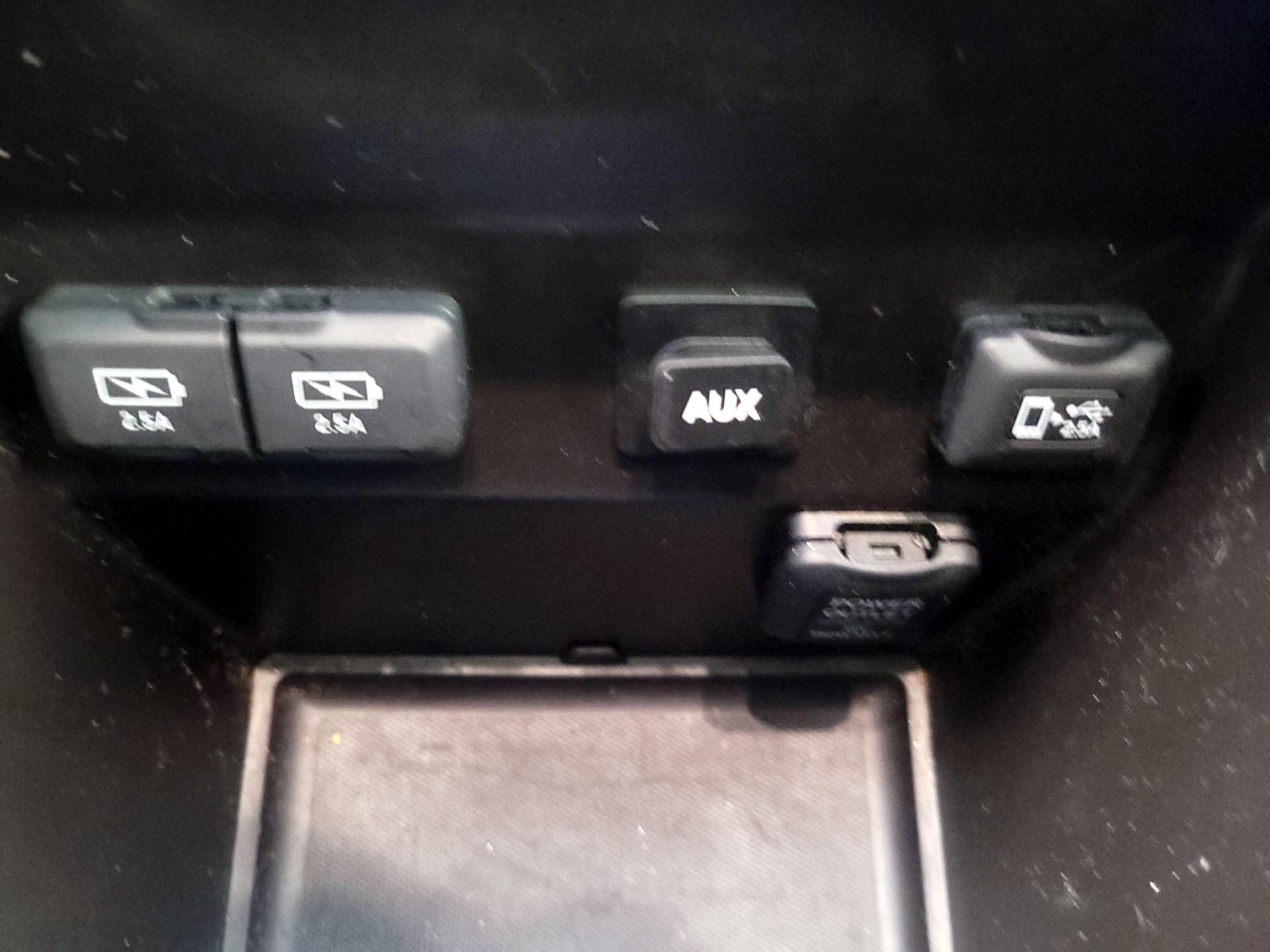 Thumbnail: 2019 Acura MDX - 18