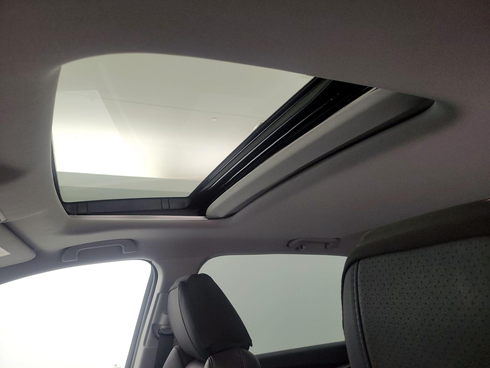 Thumbnail: 2019 Acura MDX - 19