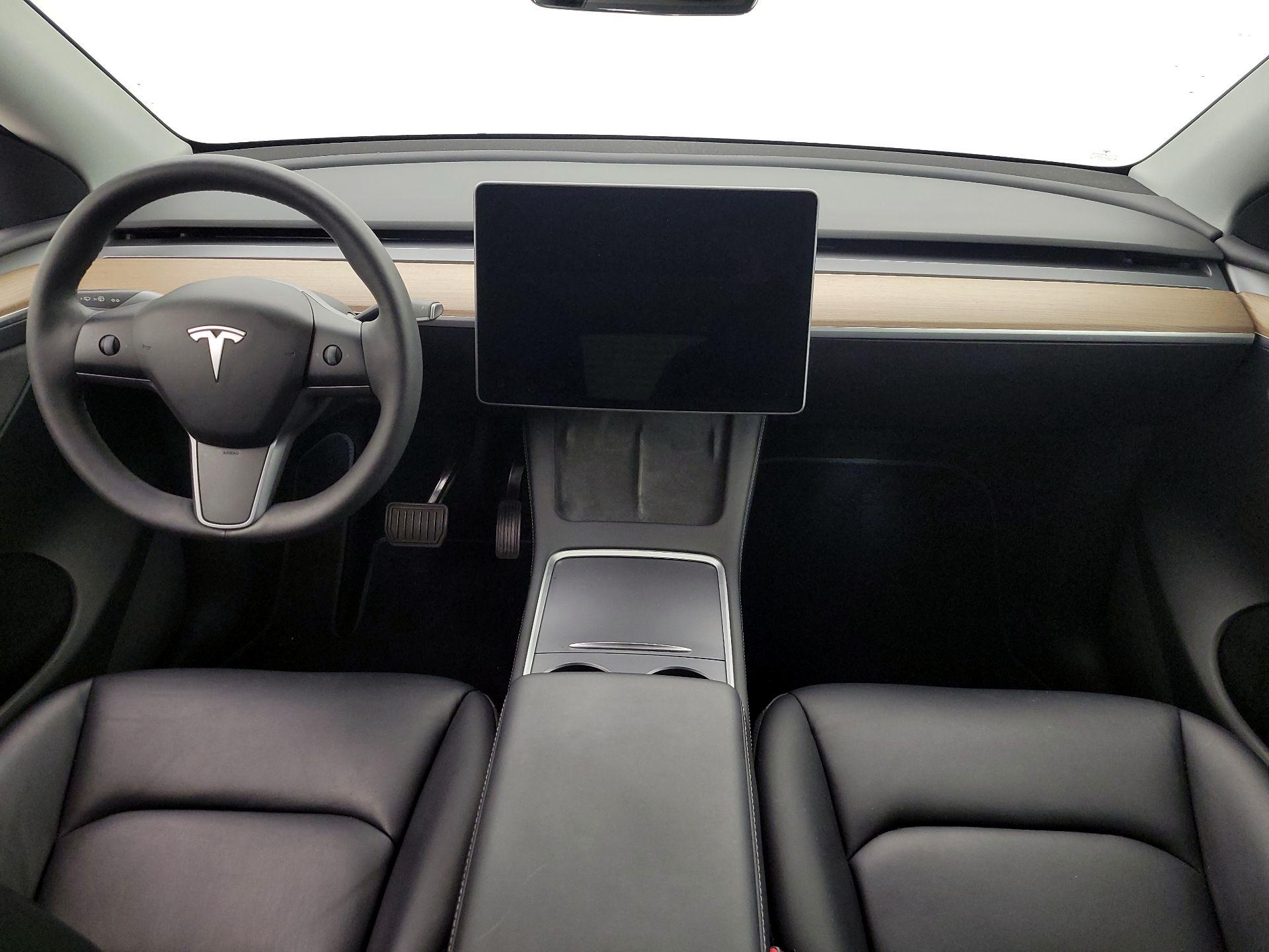 Thumbnail: 2023 Tesla Model Y - 9