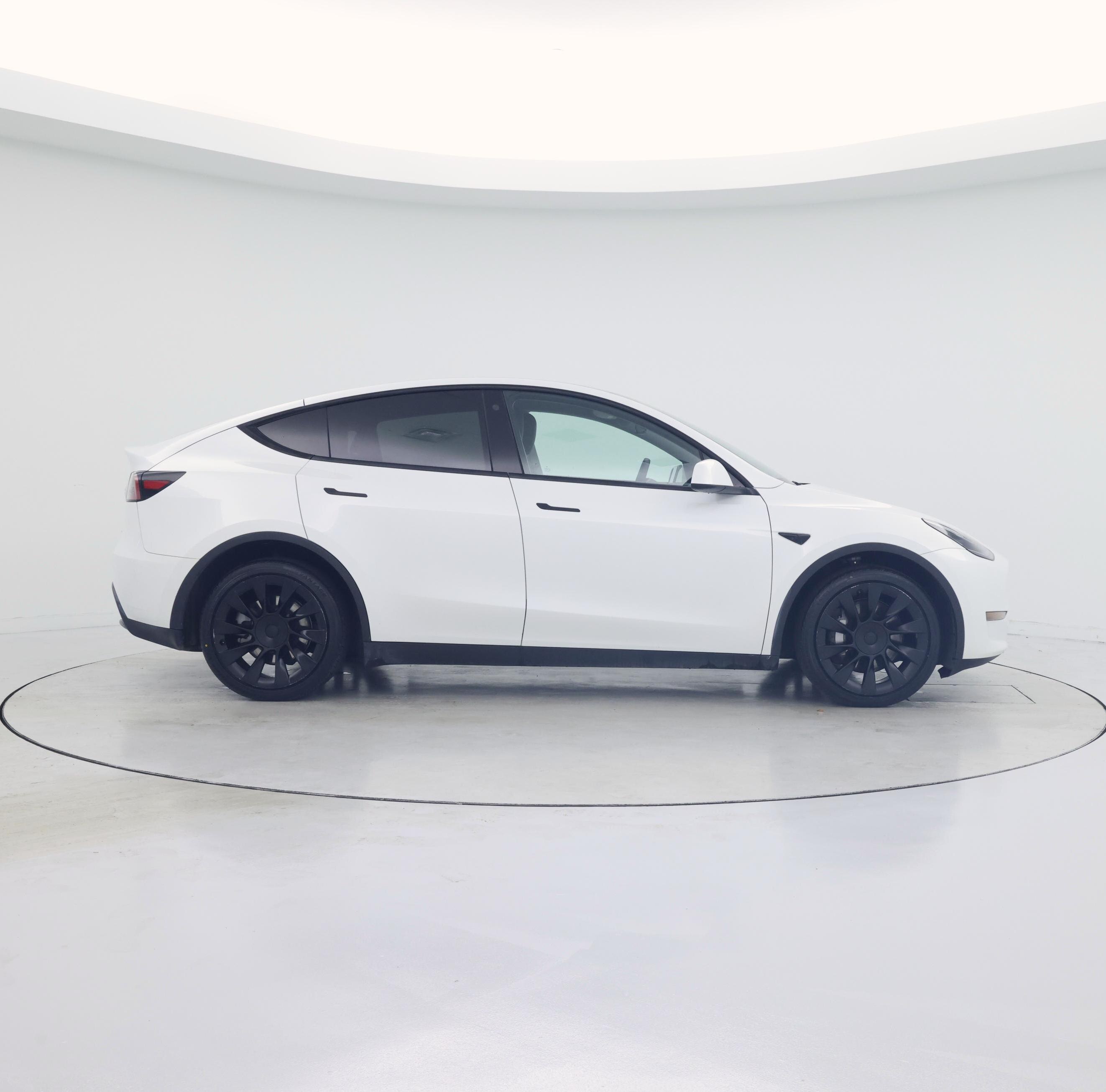 Thumbnail: 2023 Tesla Model Y - 7