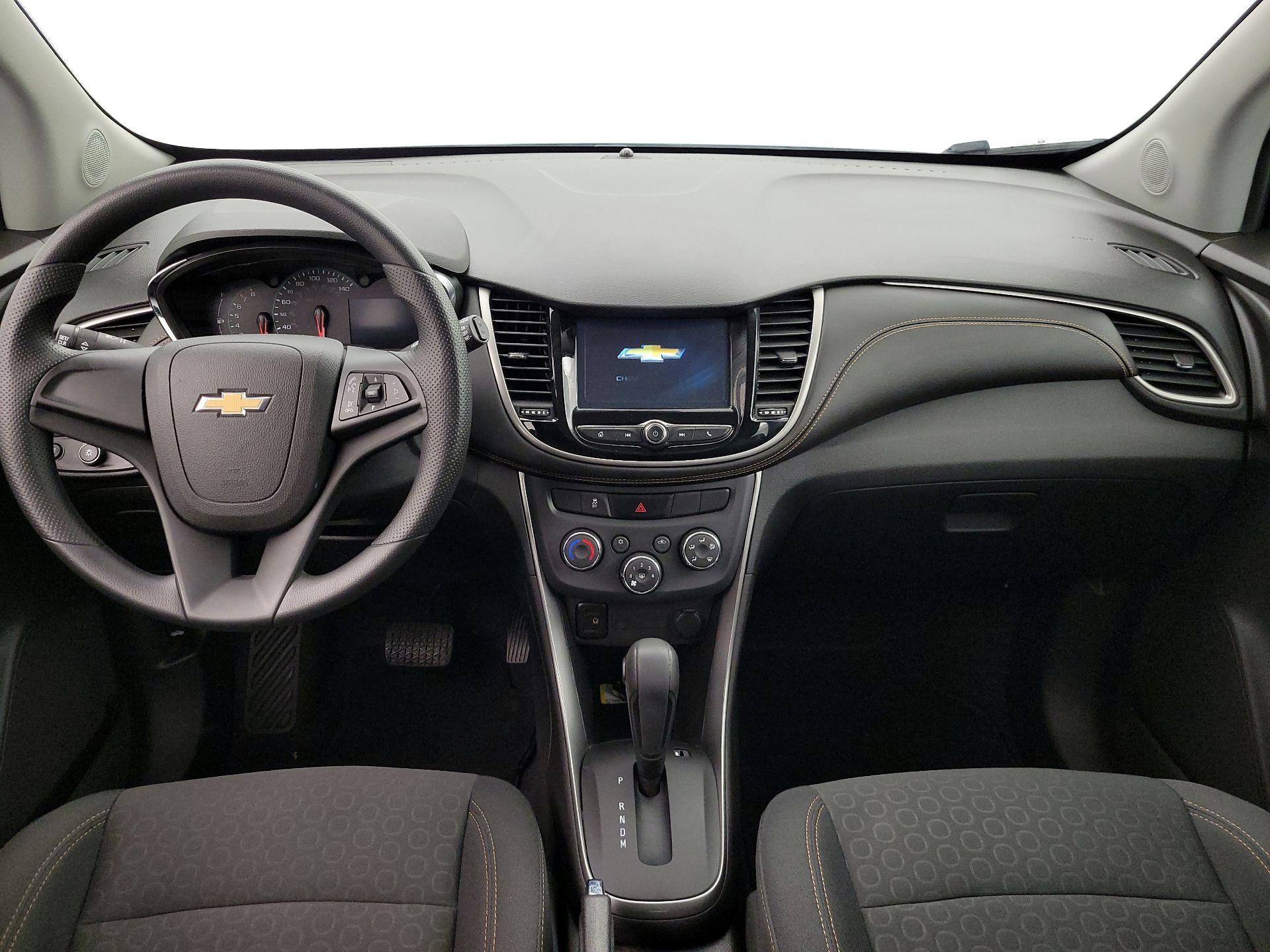 Thumbnail: 2017 Chevrolet Trax - 9