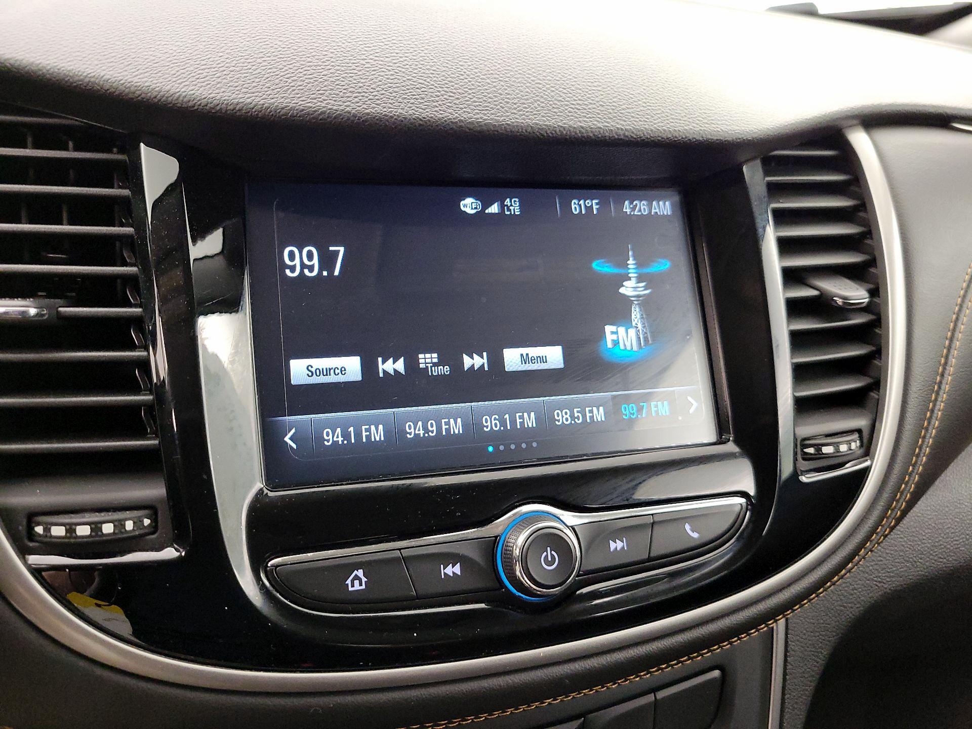 Thumbnail: 2017 Chevrolet Trax - 15