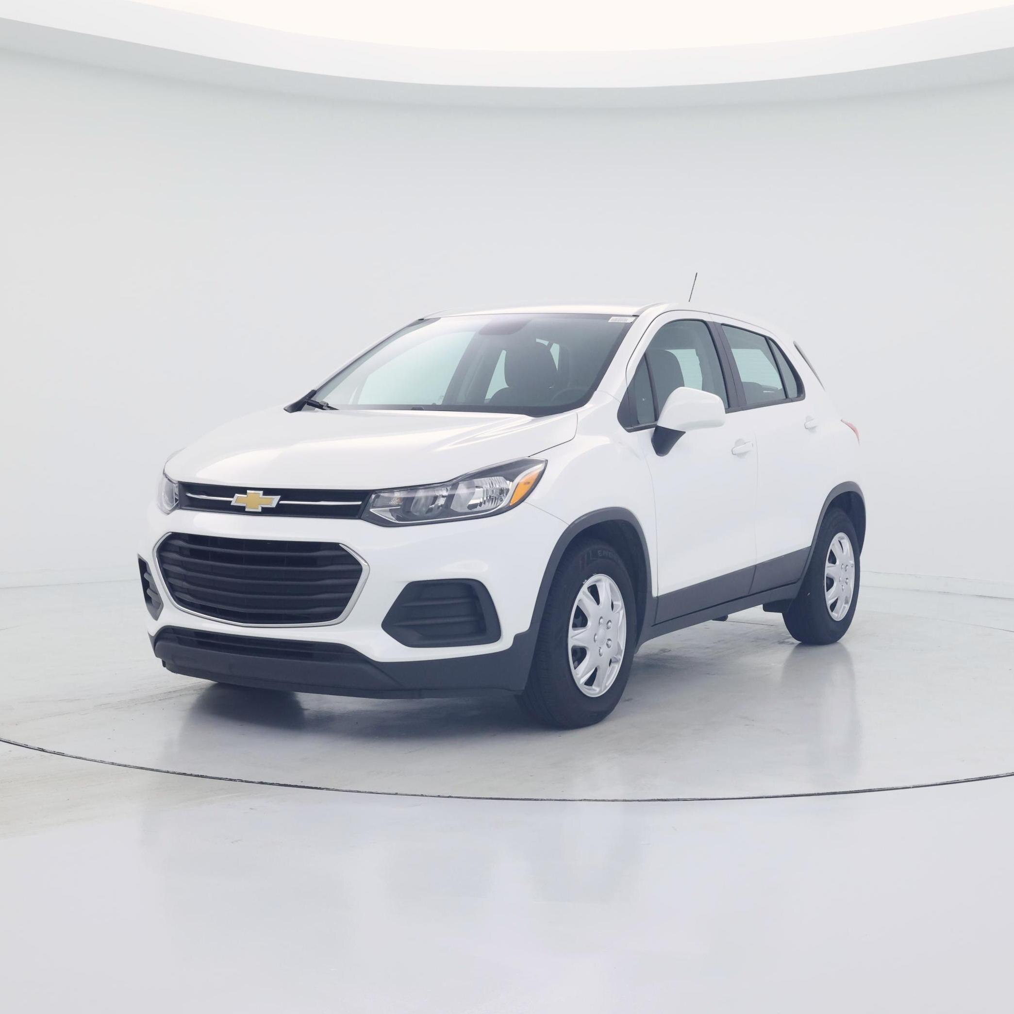 Thumbnail: 2017 Chevrolet Trax - 4