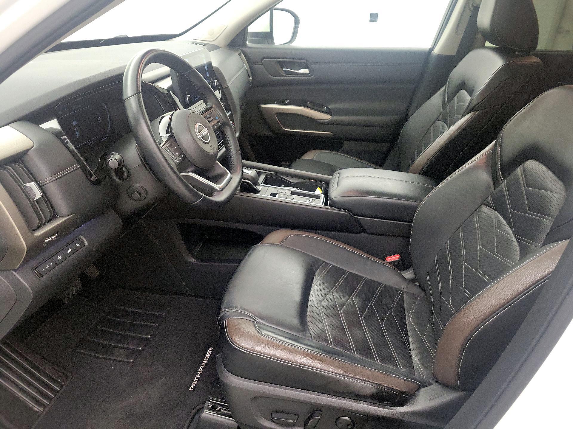 Thumbnail: 2023 Nissan Pathfinder - 11