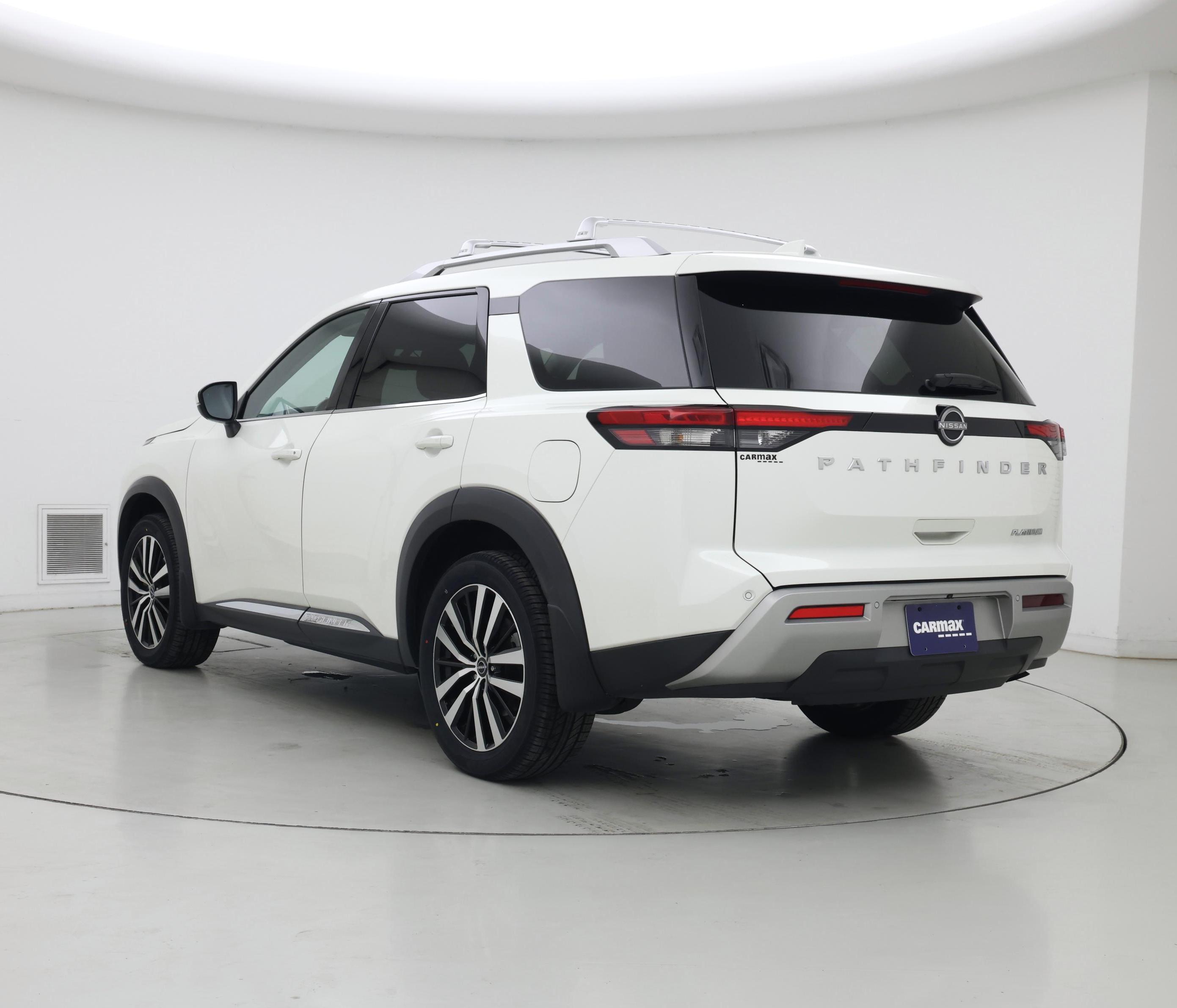 Thumbnail: 2023 Nissan Pathfinder - 2