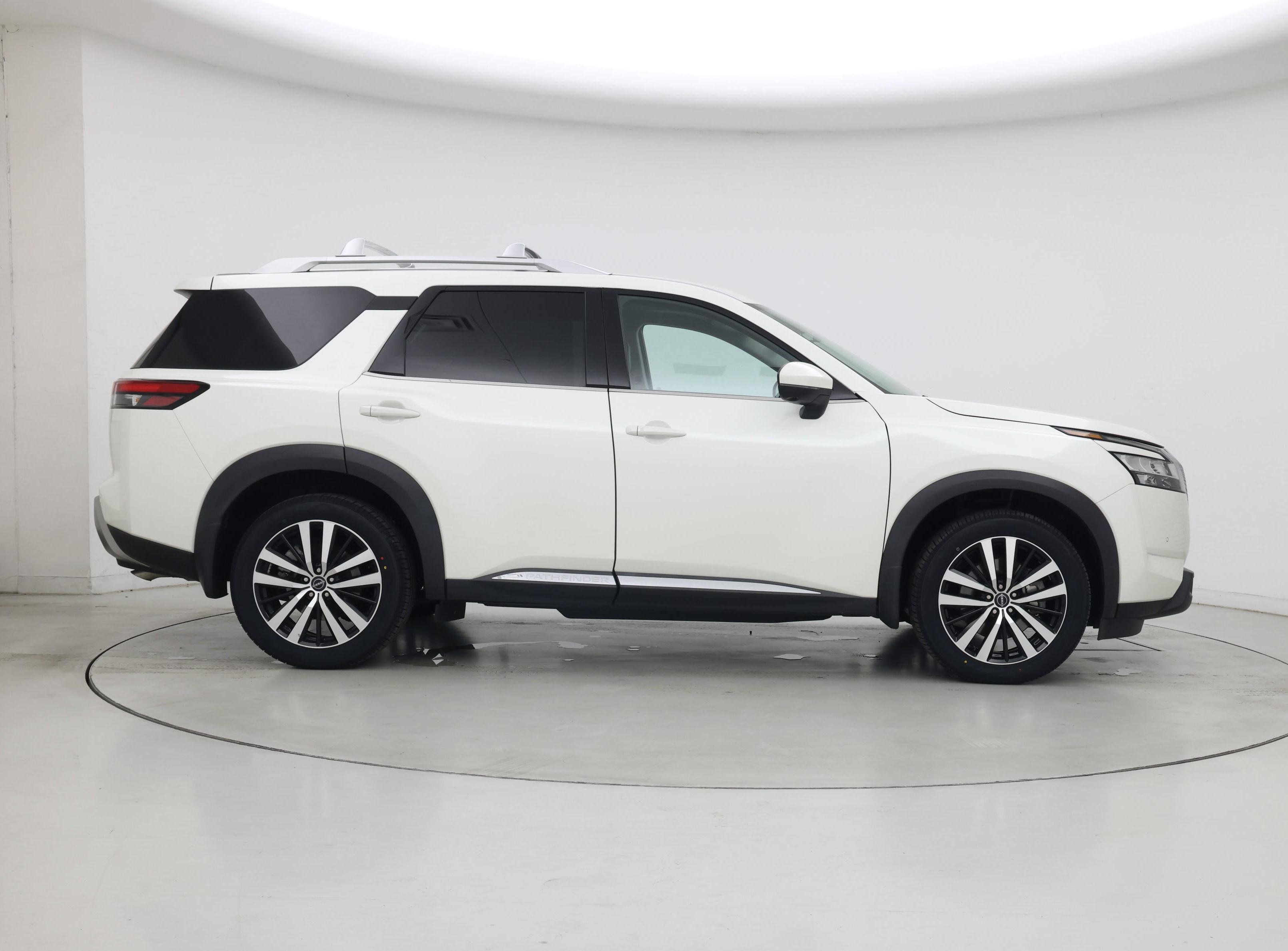 Thumbnail: 2023 Nissan Pathfinder - 7