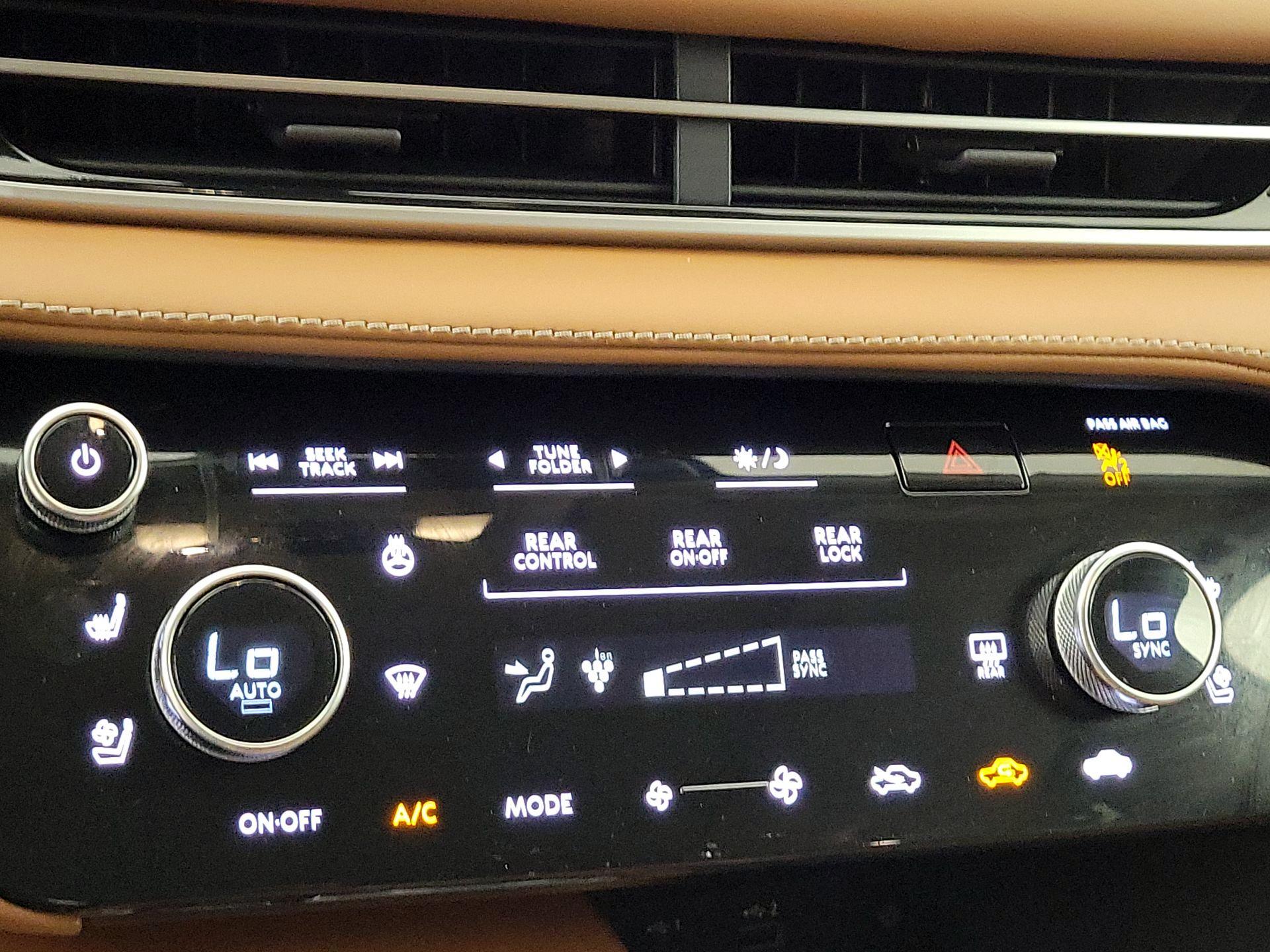 Thumbnail: 2023 INFINITI QX60 - 17