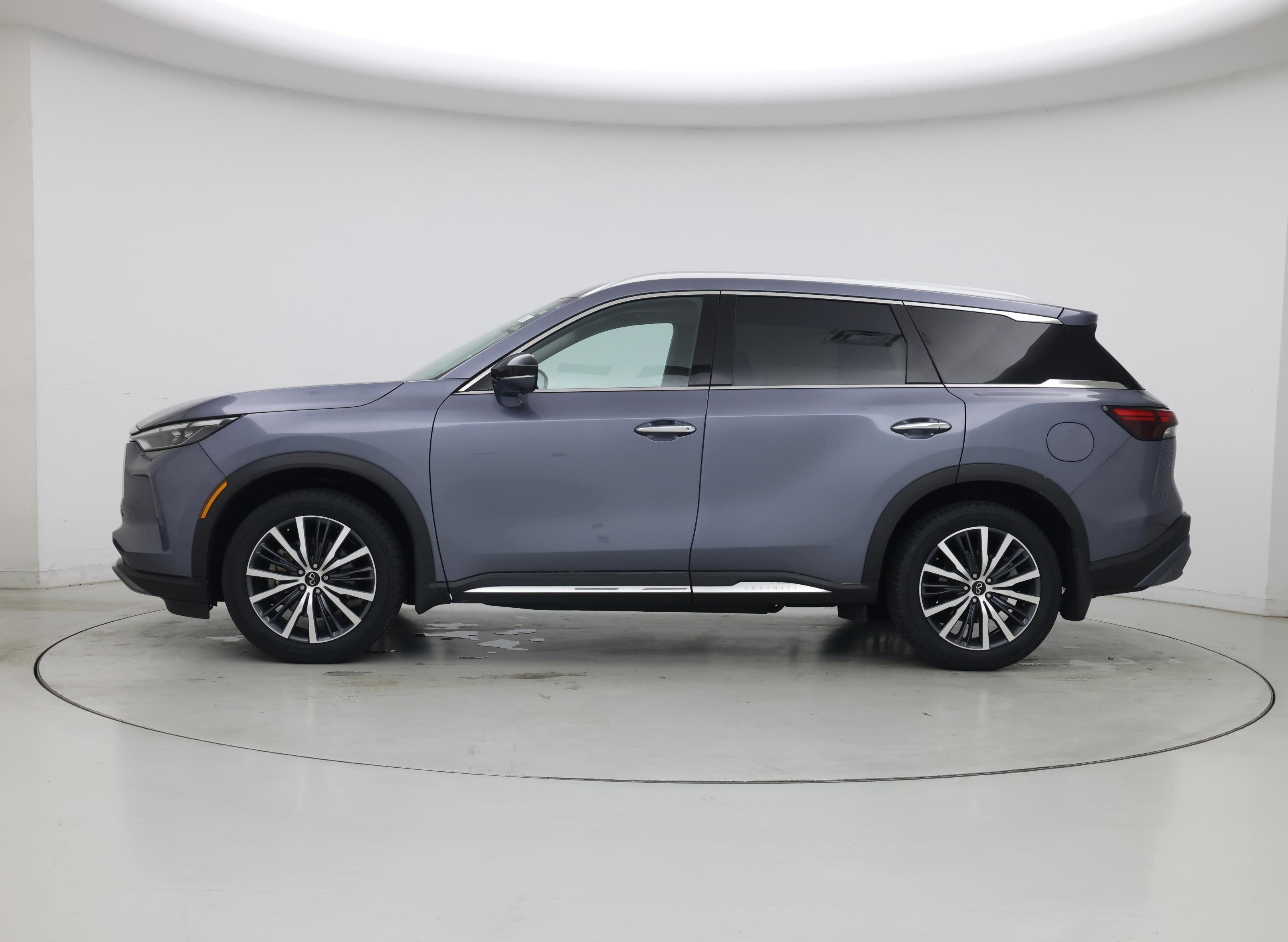 Thumbnail: 2023 INFINITI QX60 - 3