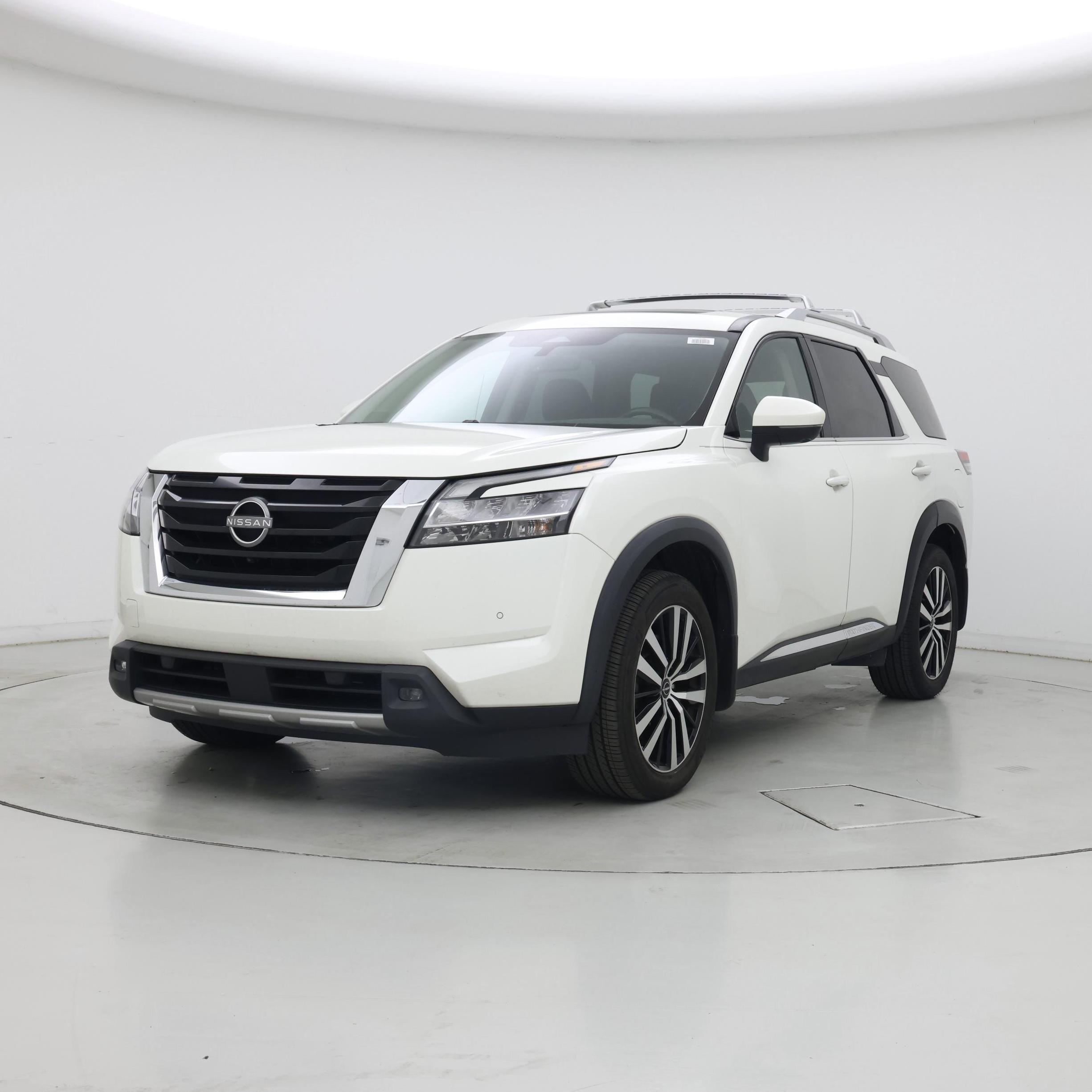 Thumbnail: 2023 Nissan Pathfinder - 4