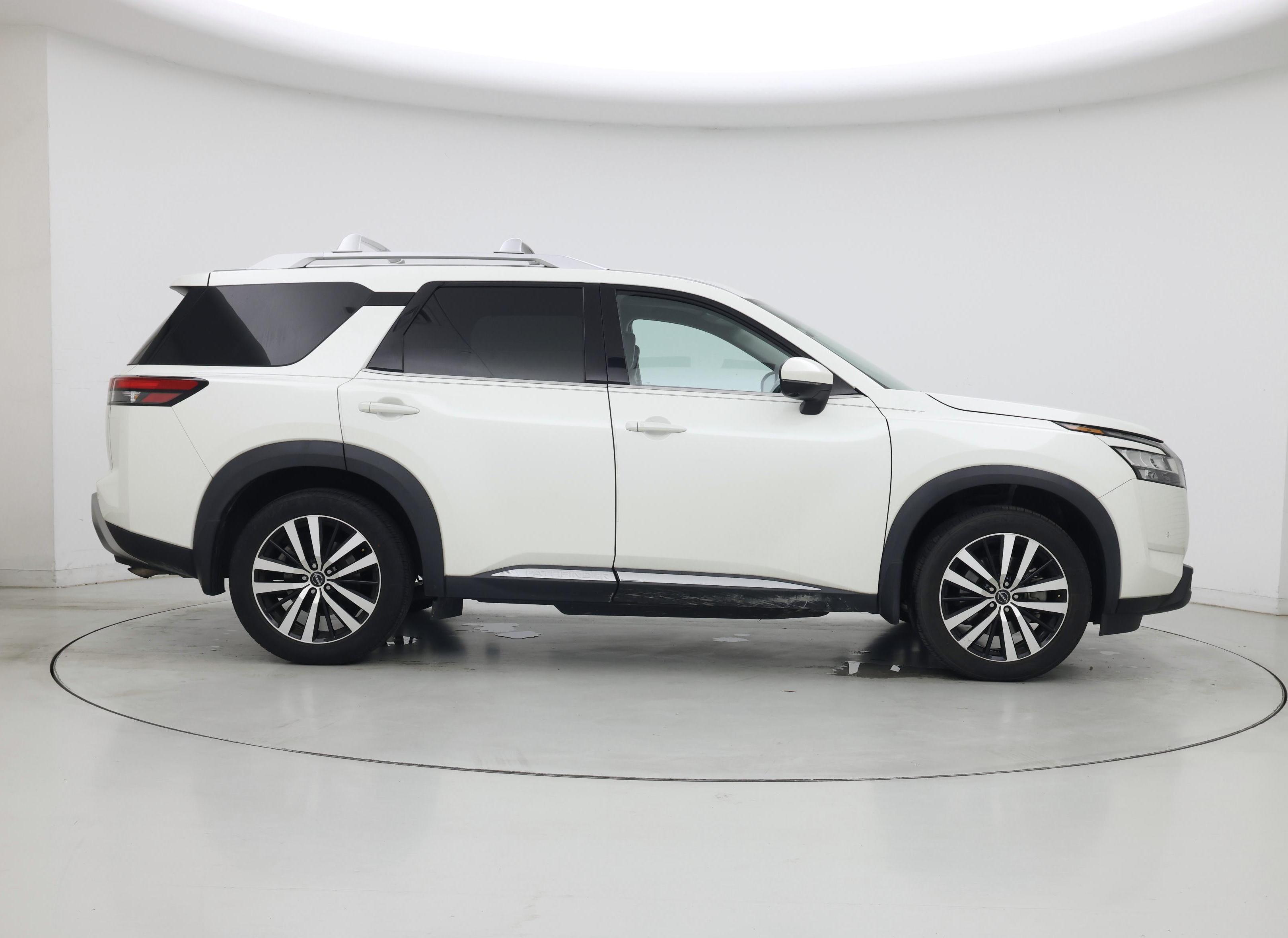 Thumbnail: 2023 Nissan Pathfinder - 7