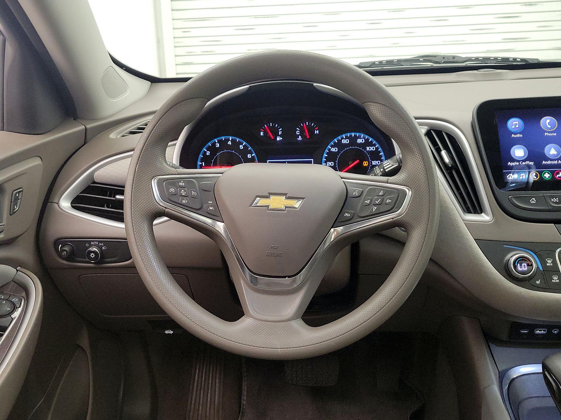 Thumbnail: 2023 Chevrolet Malibu - 10