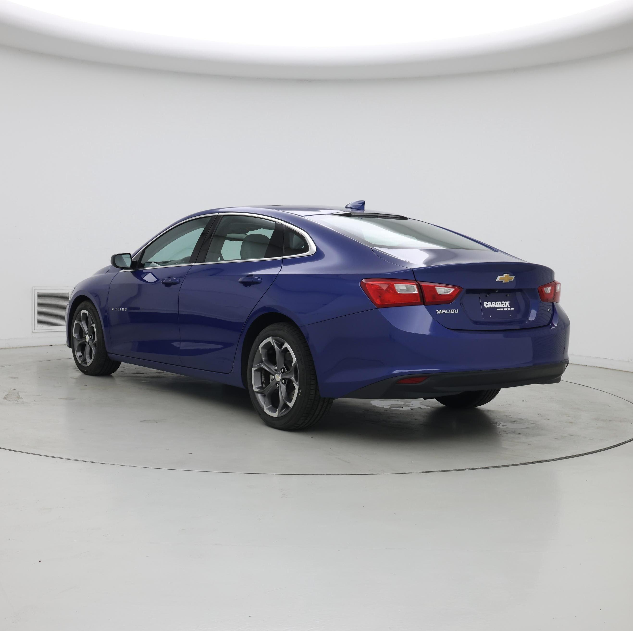 Thumbnail: 2023 Chevrolet Malibu - 2