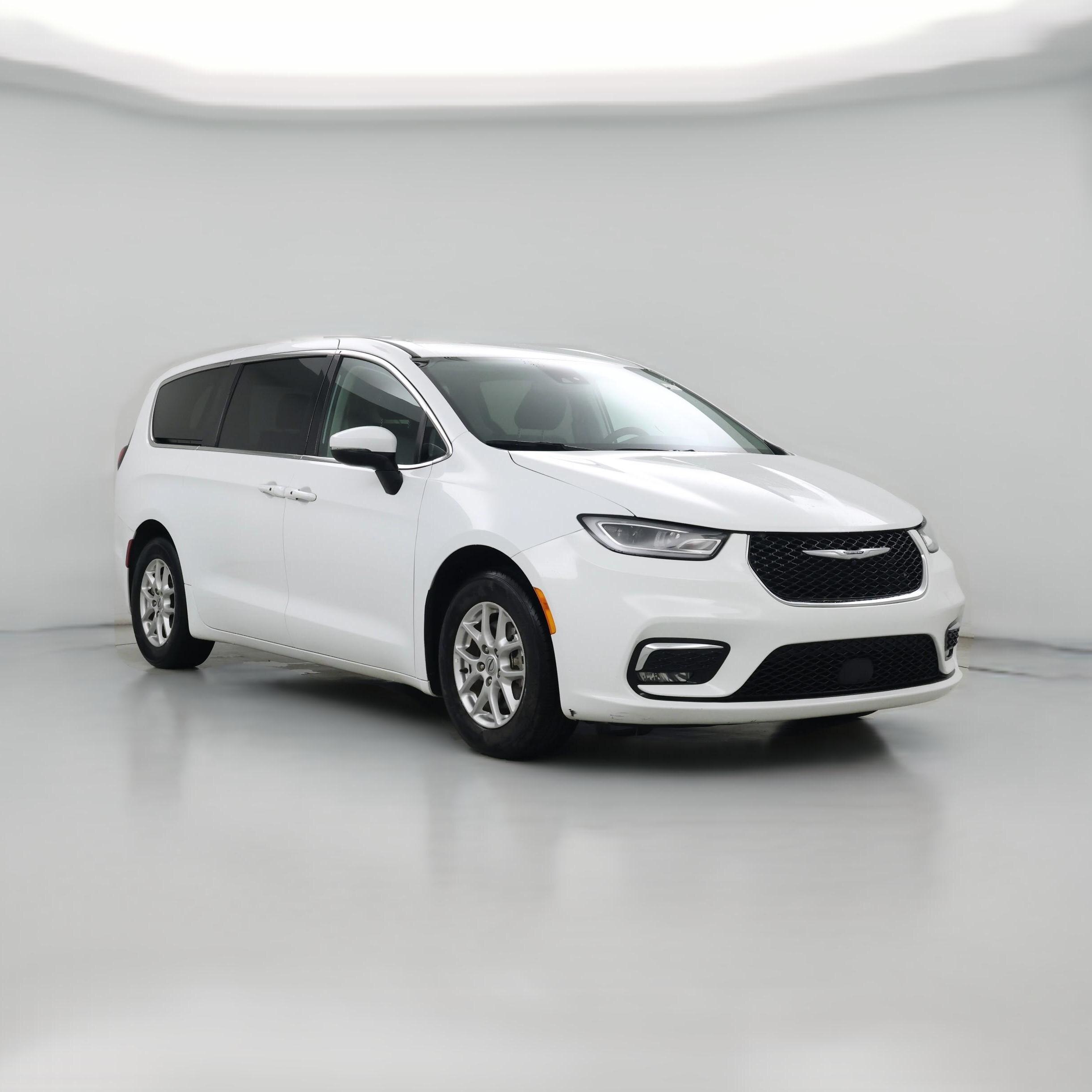 Thumbnail: 2023 Chrysler Pacifica - 1
