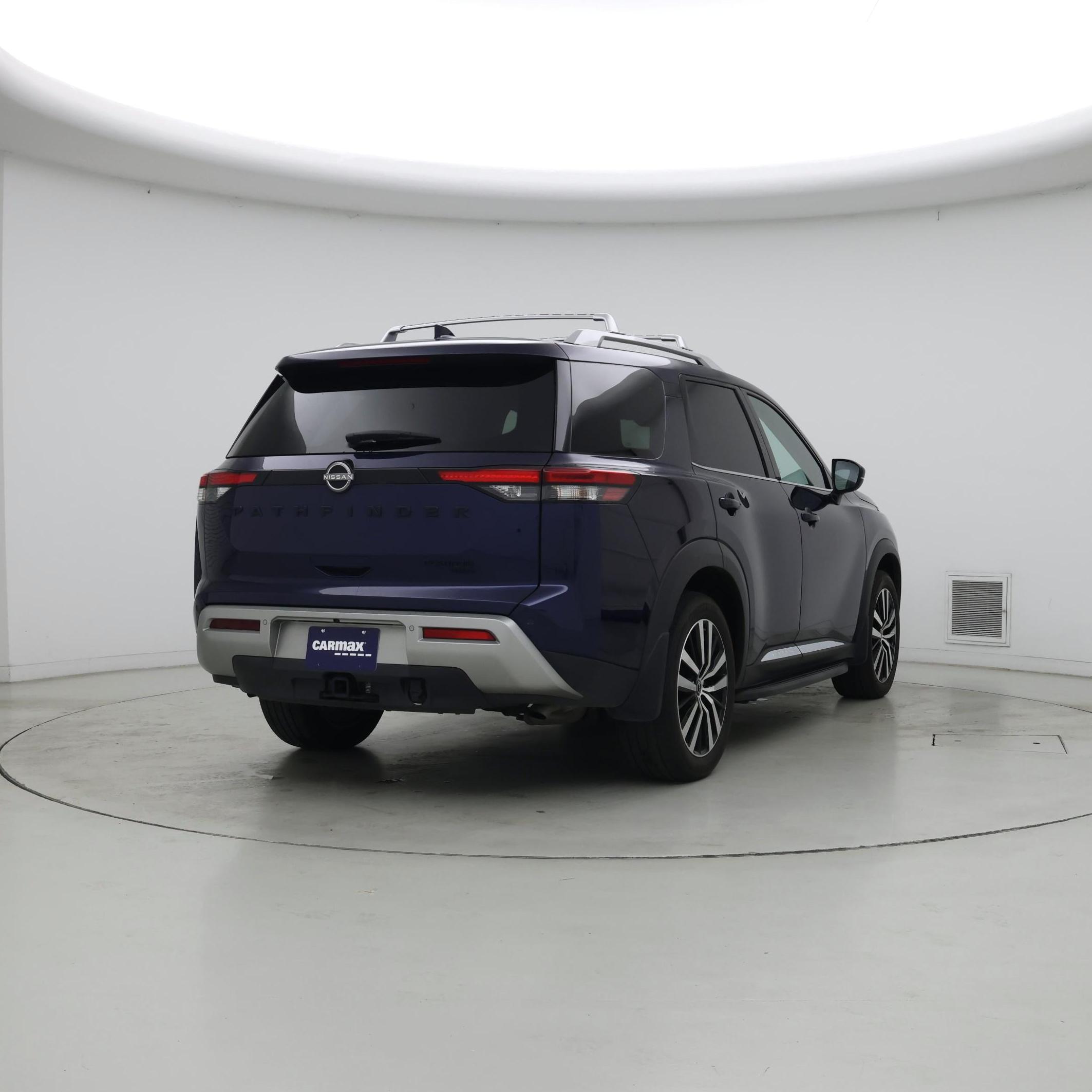 Thumbnail: 2023 Nissan Pathfinder - 8