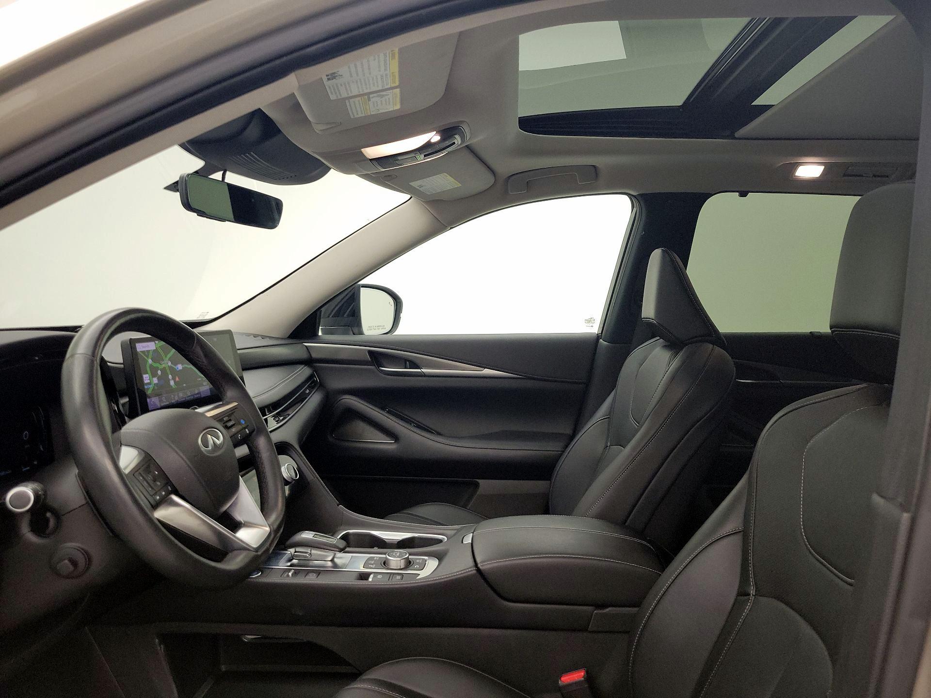 Thumbnail: 2023 INFINITI QX60 - 20
