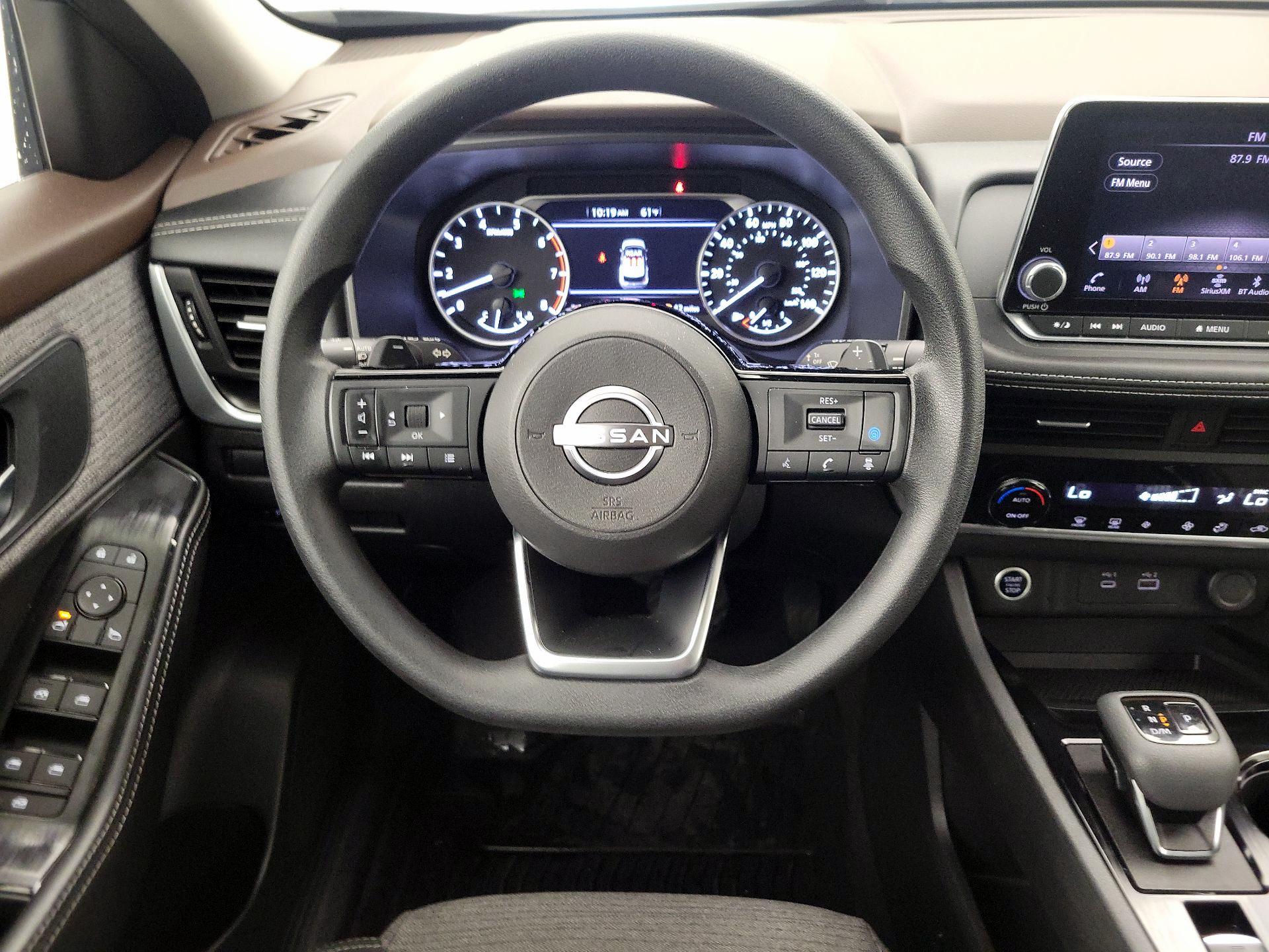 Thumbnail: 2023 Nissan Rogue - 10