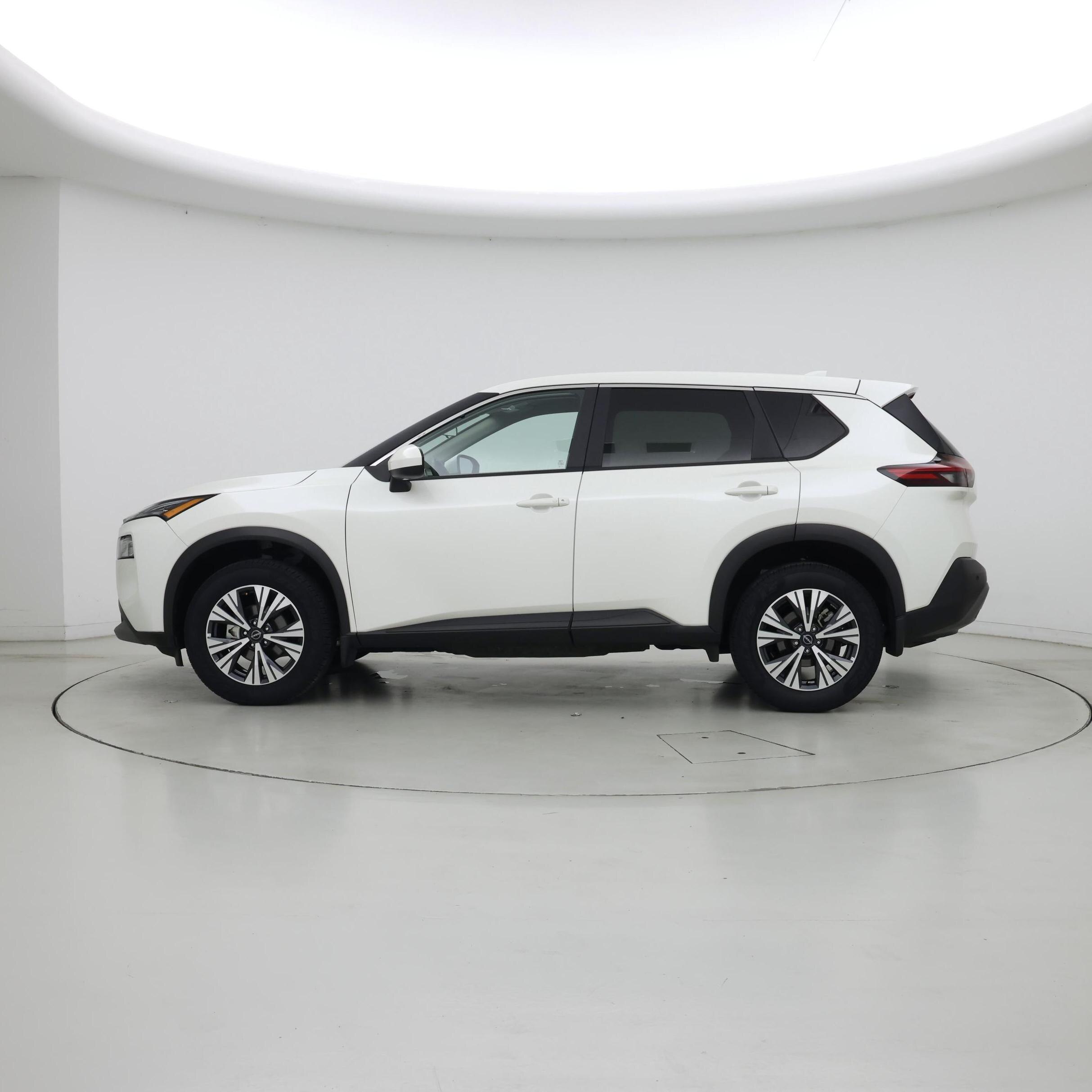 Thumbnail: 2023 Nissan Rogue - 3