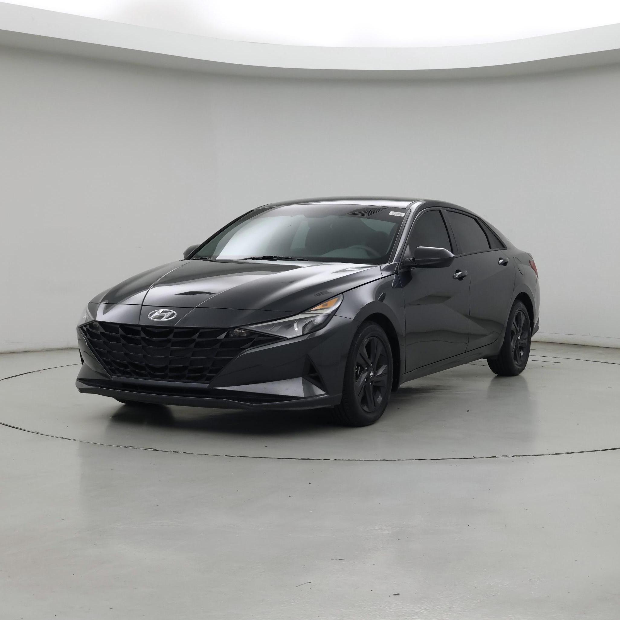 Thumbnail: 2022 Hyundai Elantra - 4