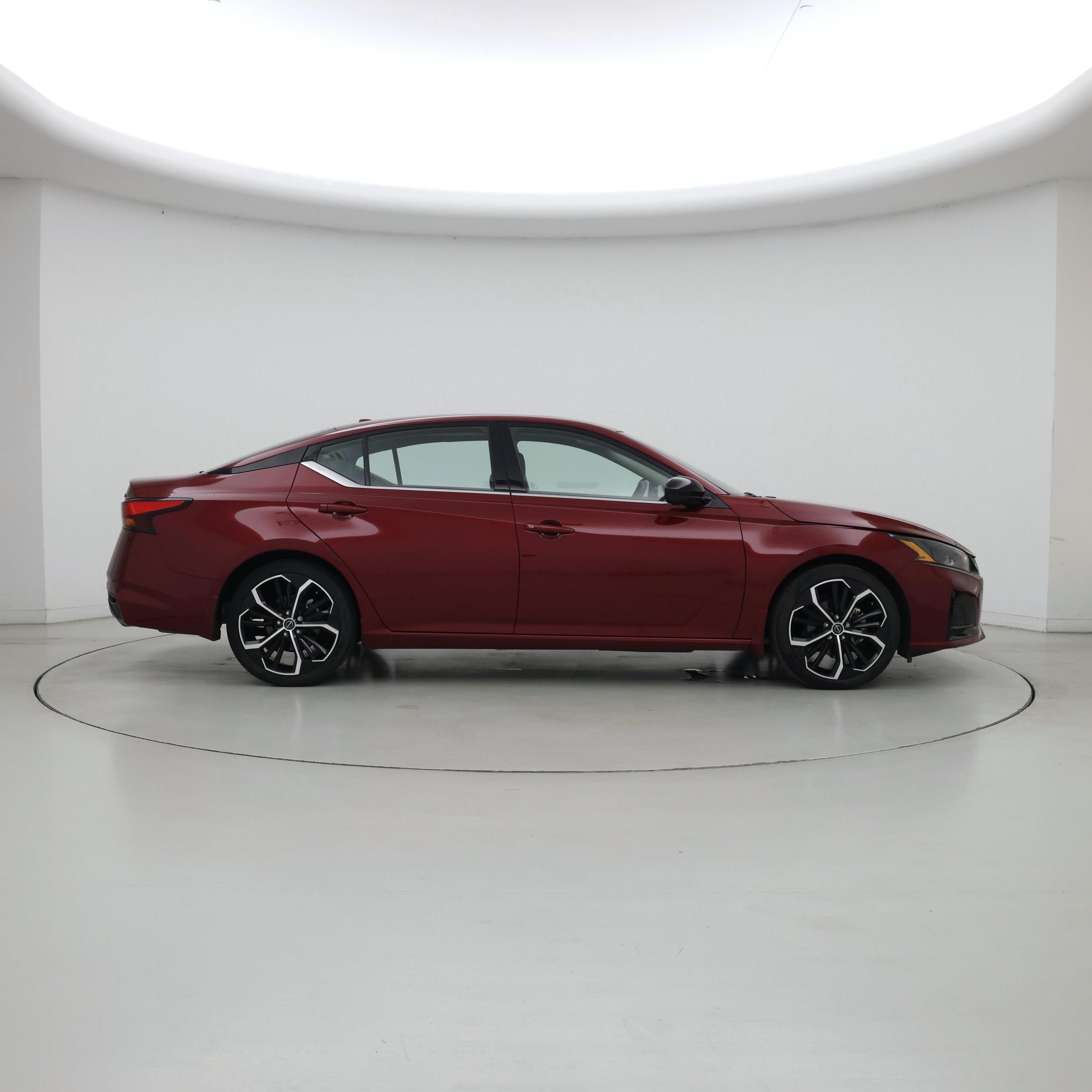 Thumbnail: 2024 Nissan Altima - 7