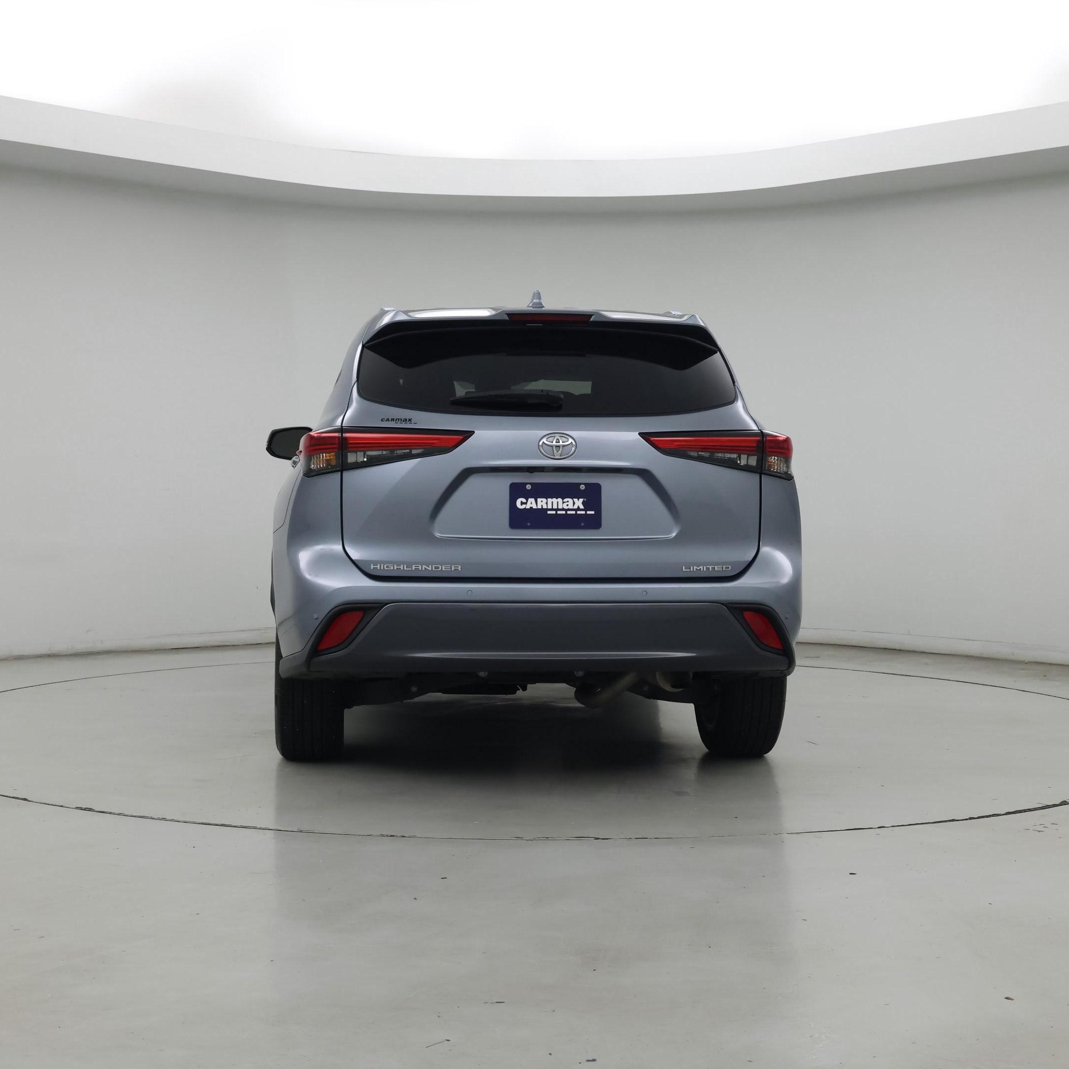 Thumbnail: 2023 Toyota Highlander - 4