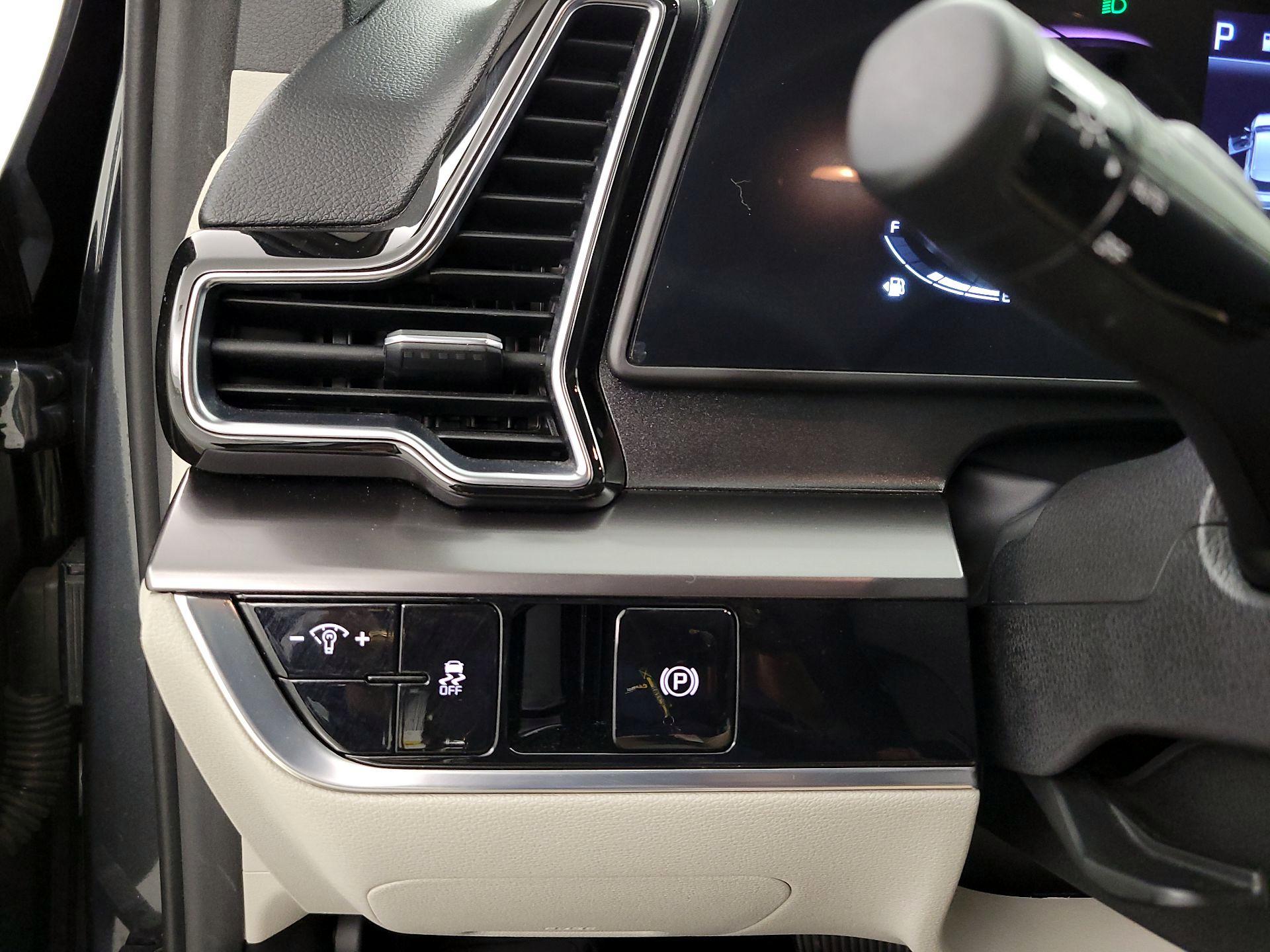 Thumbnail: 2023 Kia Sportage - 13