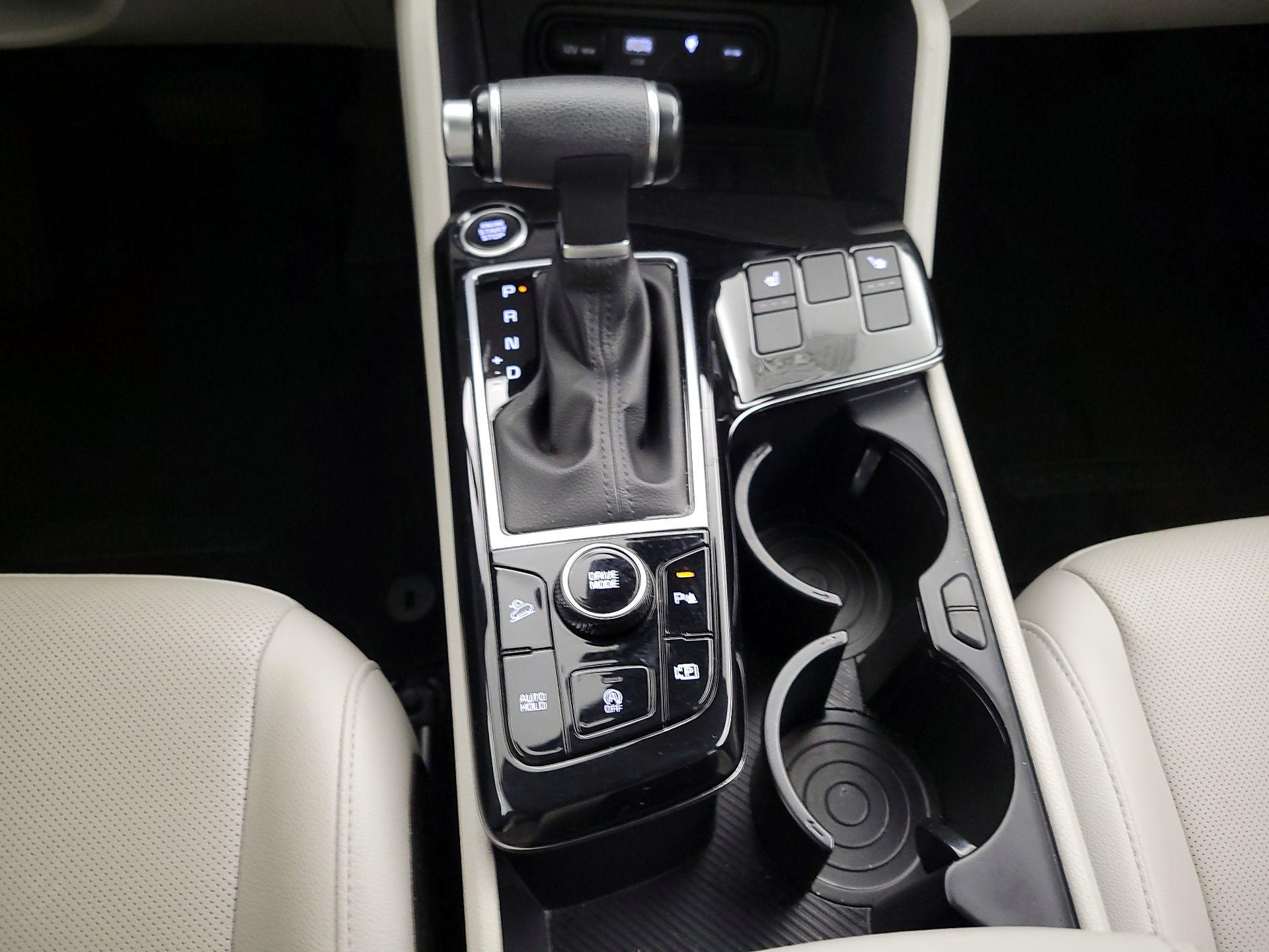 Thumbnail: 2023 Kia Sportage - 18